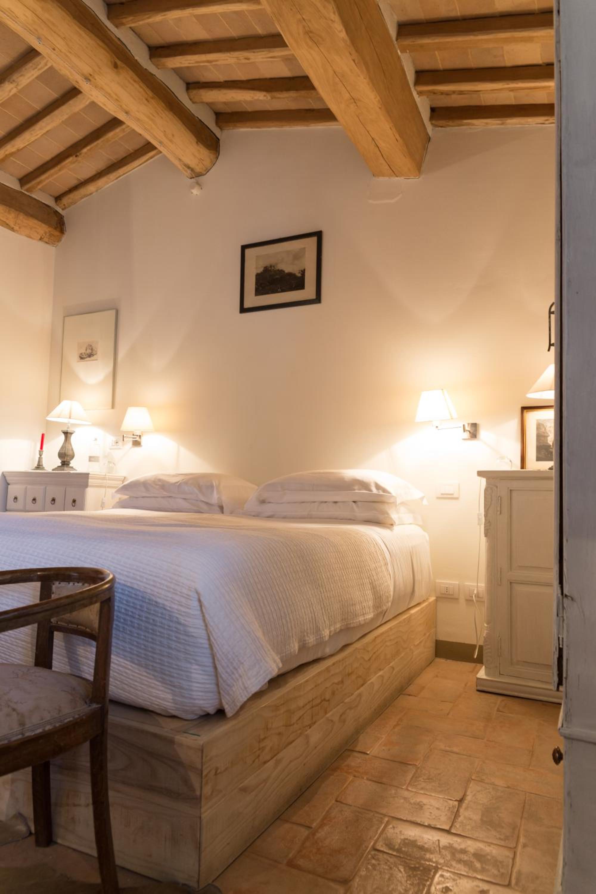 Standard Double Room photo 1