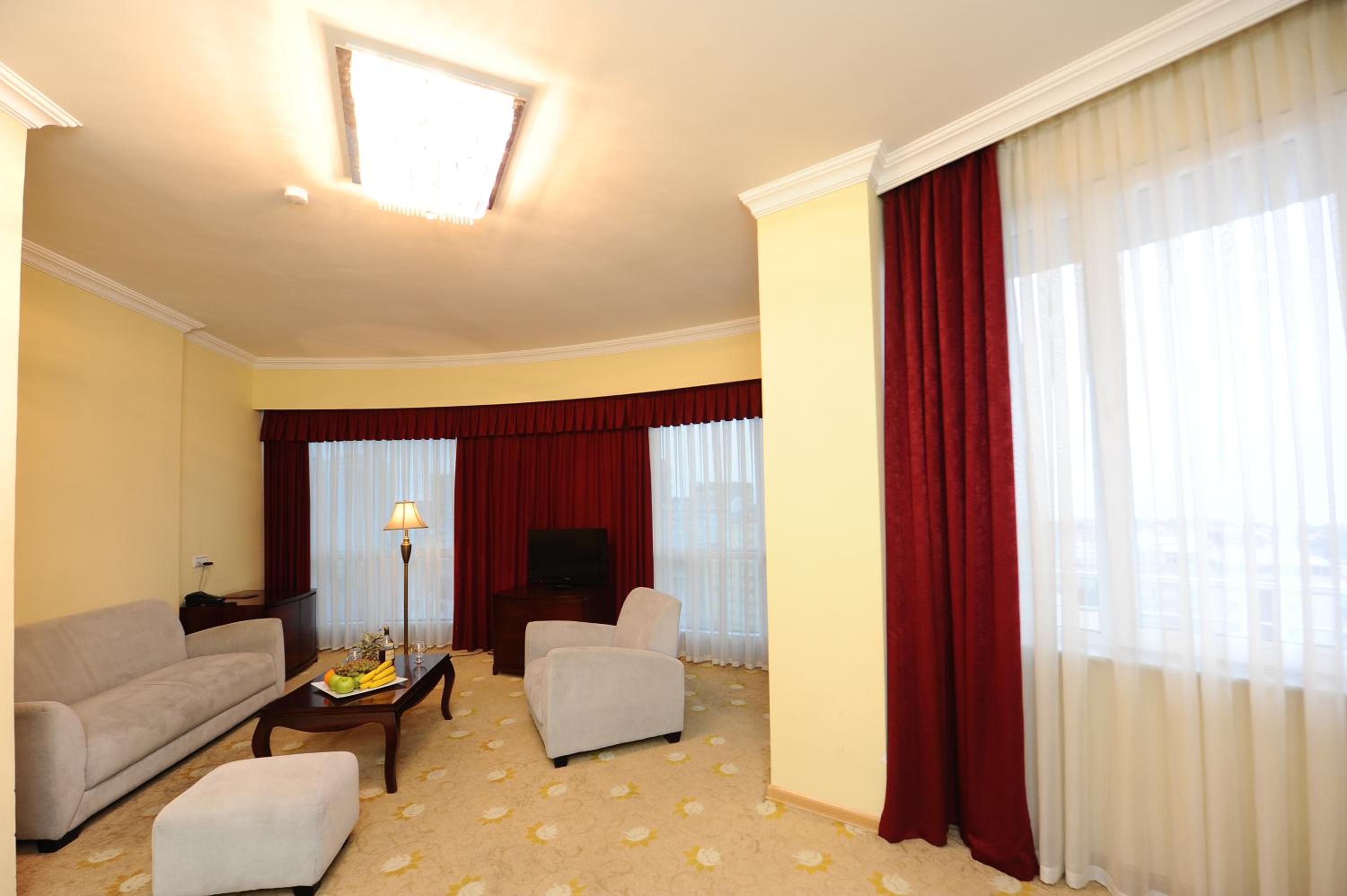 Comfort Suite photo 3