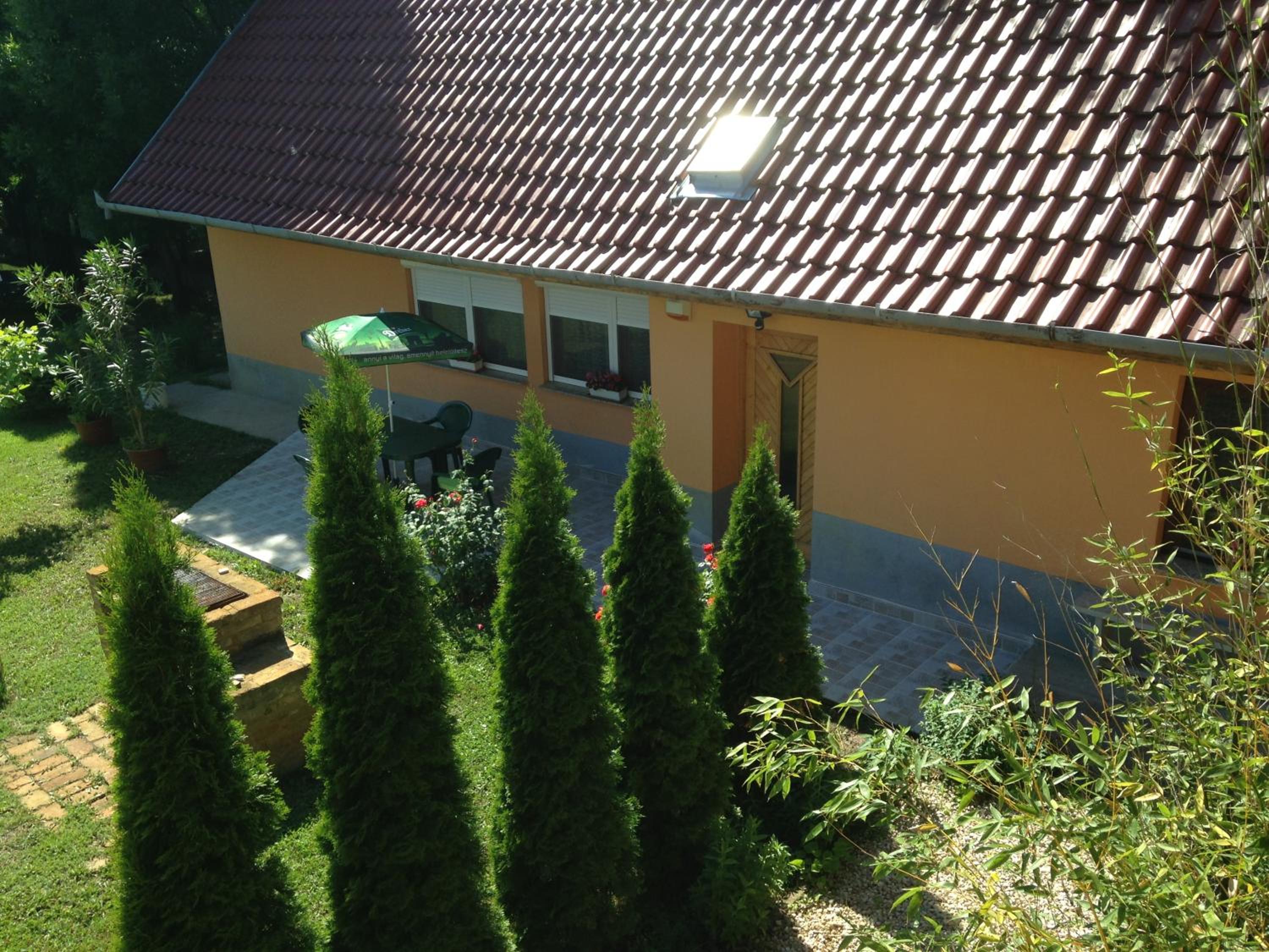 Apartment with Garden View - Photo 6