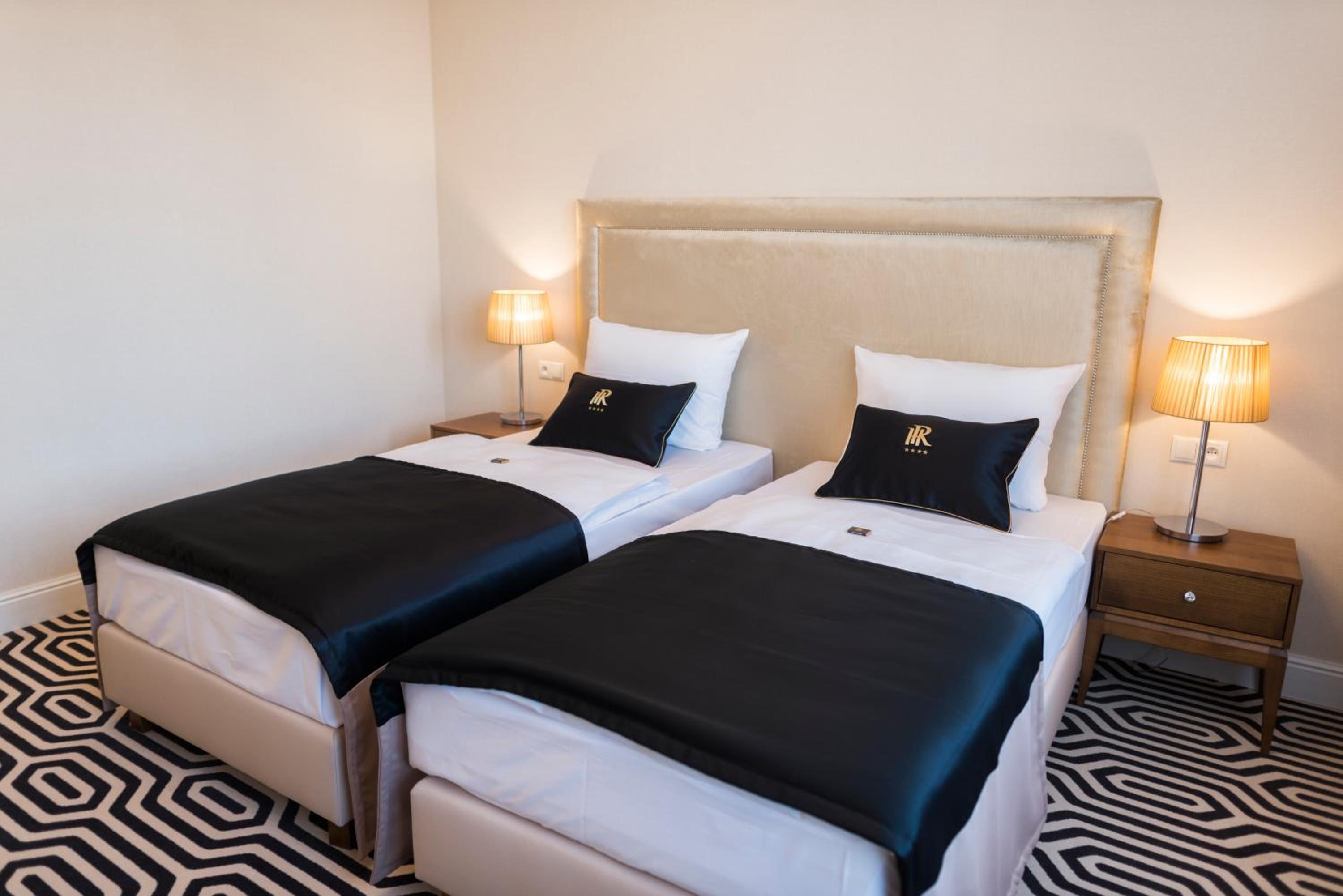 Superior Twin Room photo 2
