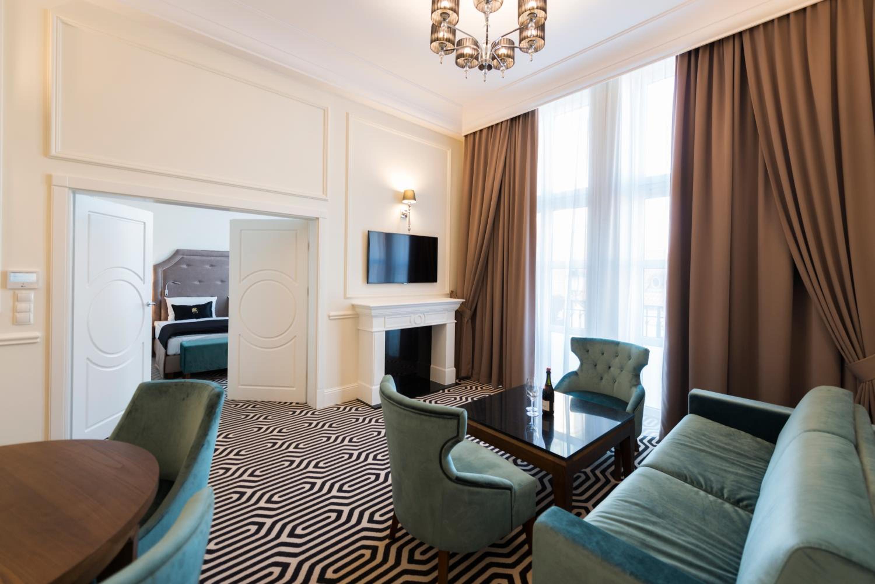 Executive Suite photo 3
