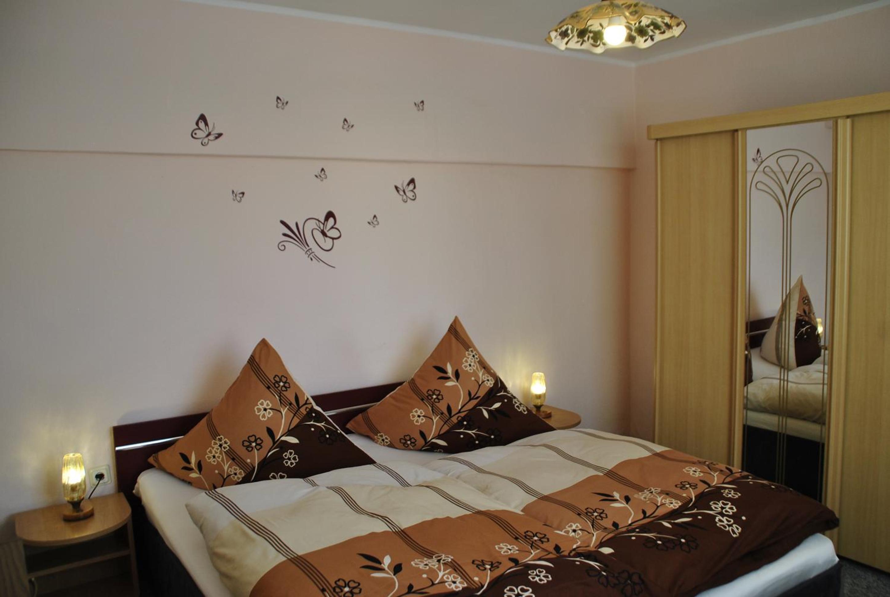 Double Room with Private External Bathroom photo 1