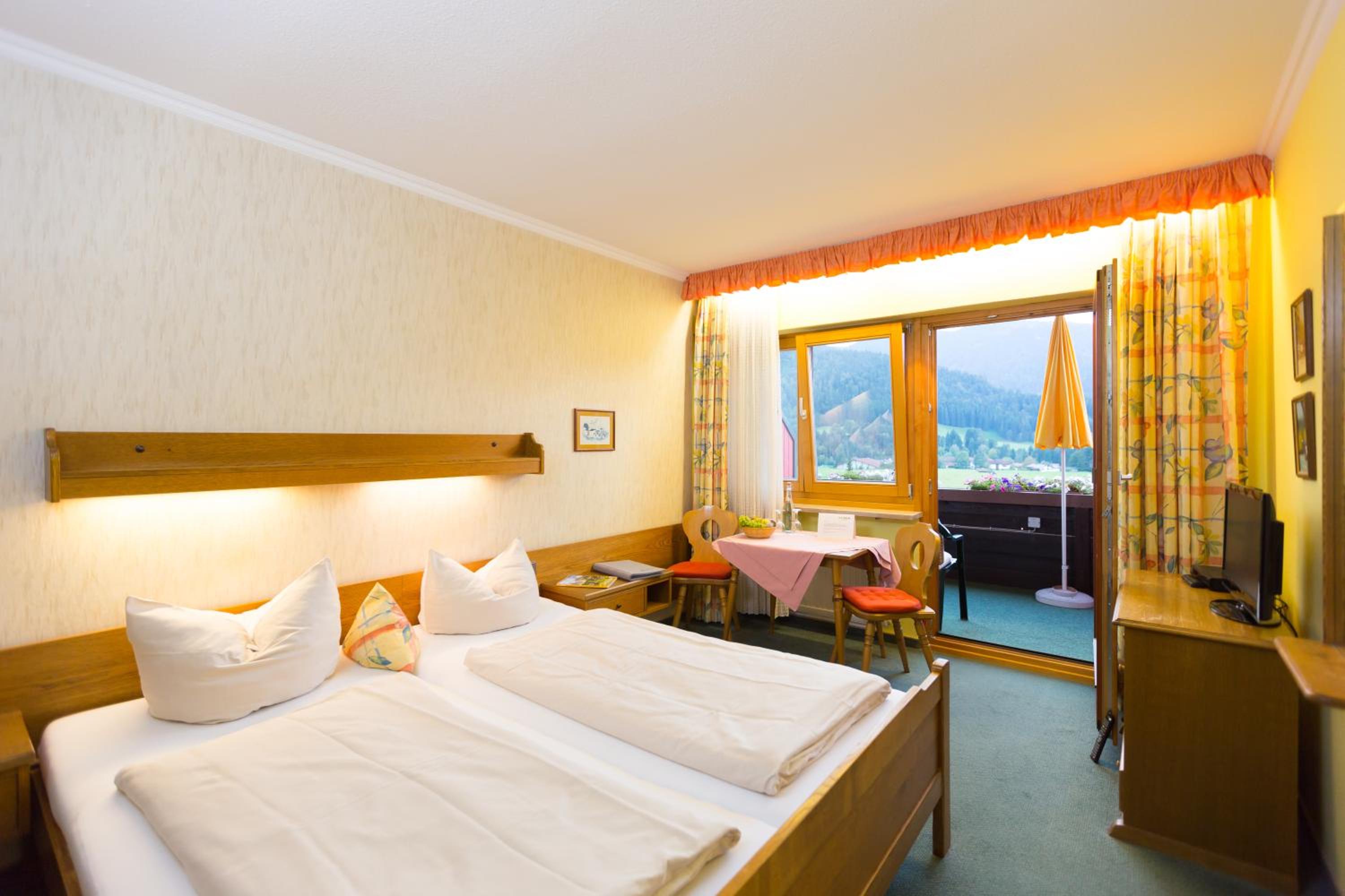 Standard Double Room with Balcony photo 1