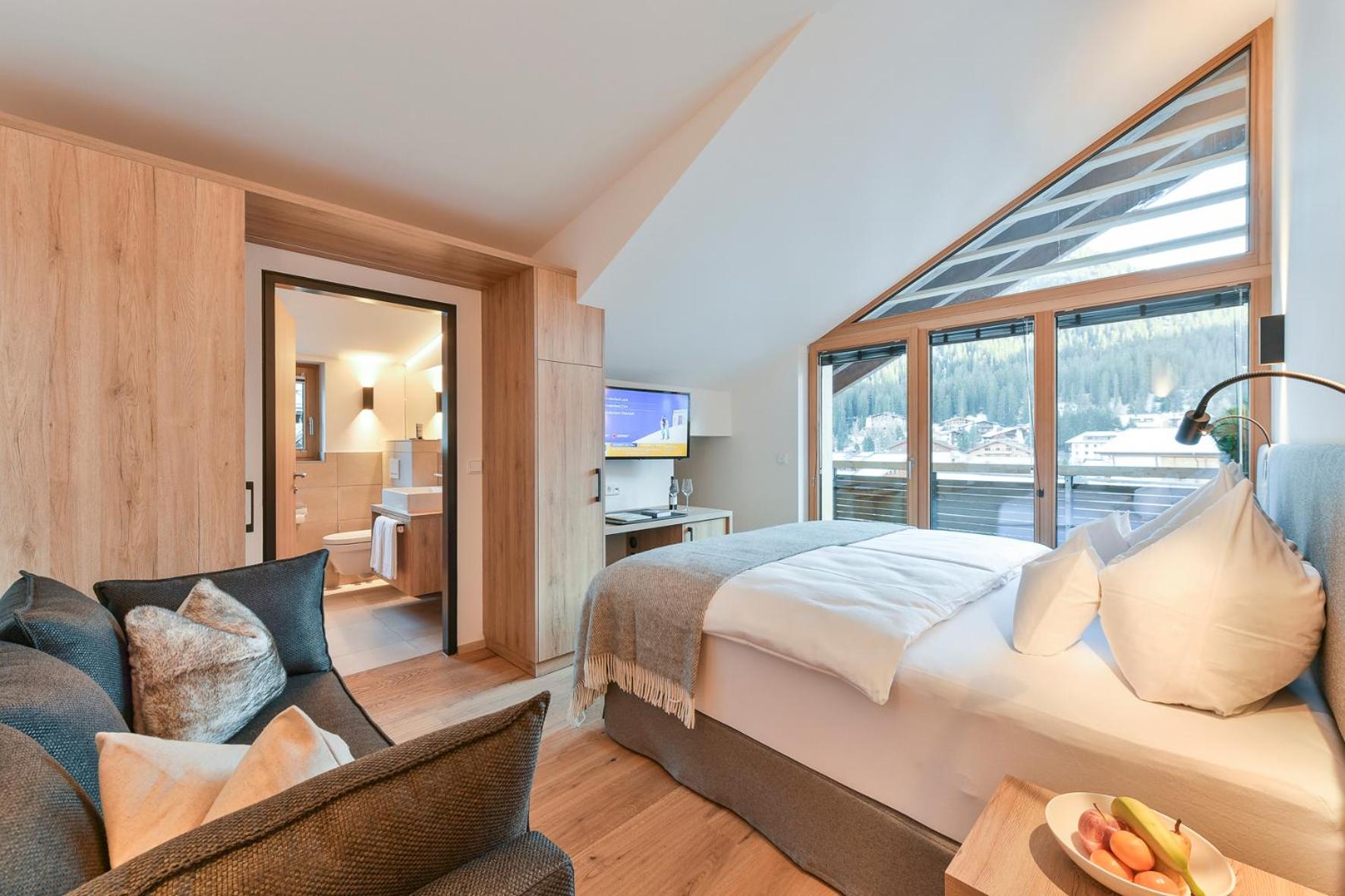 Double Room with Balcony photo 1
