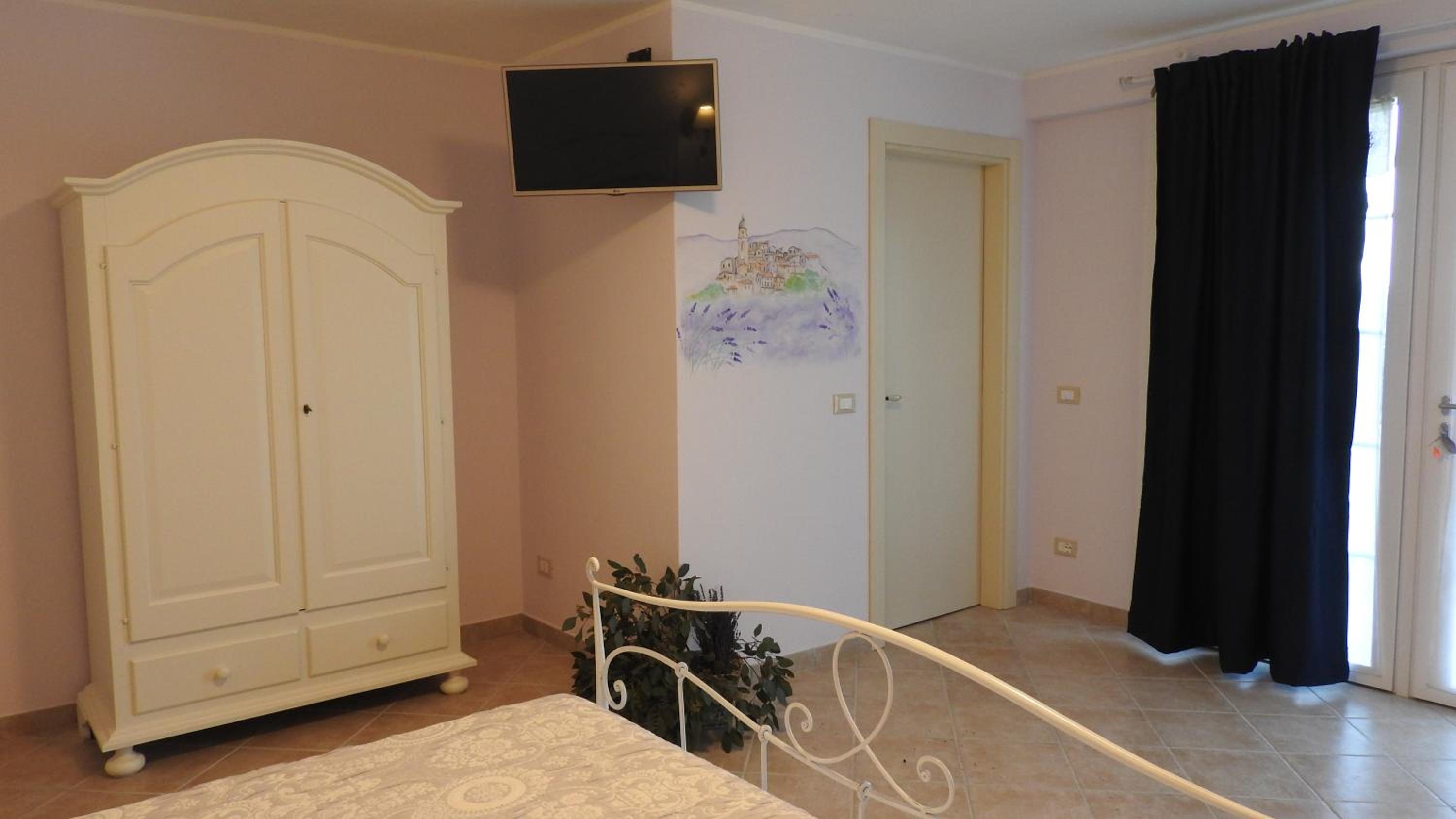 Large Double Room