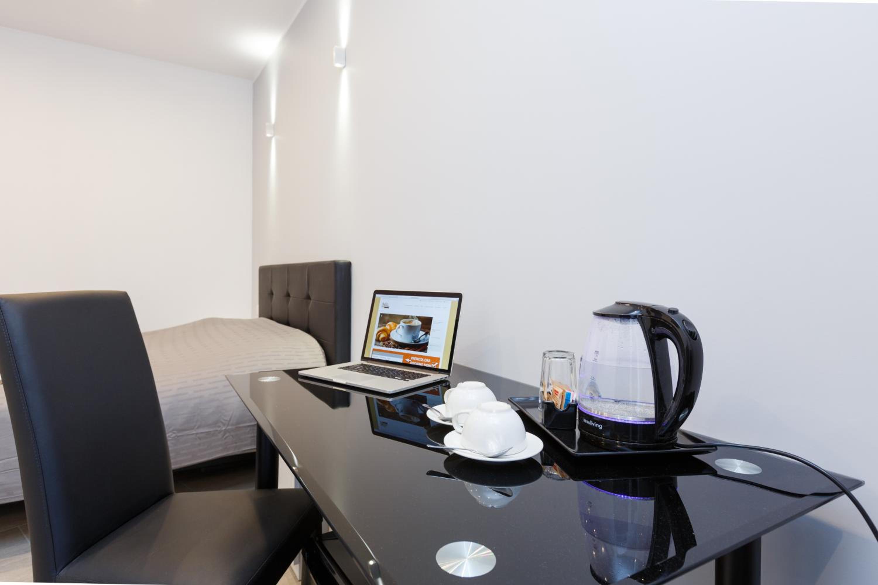 Double Room with Private Bathroom photo 1