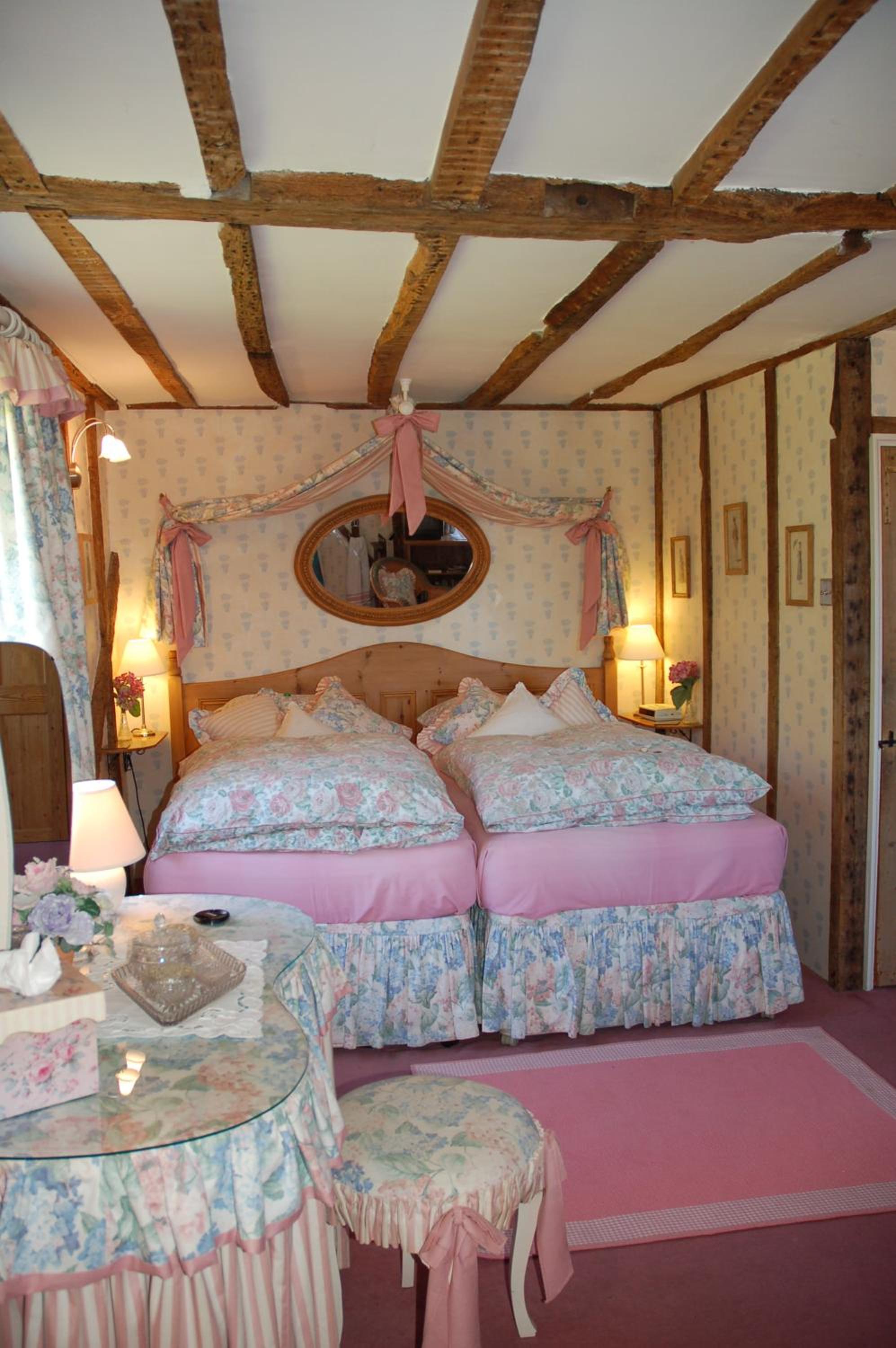 Double or Twin Room with Shared Bathroom photo 2