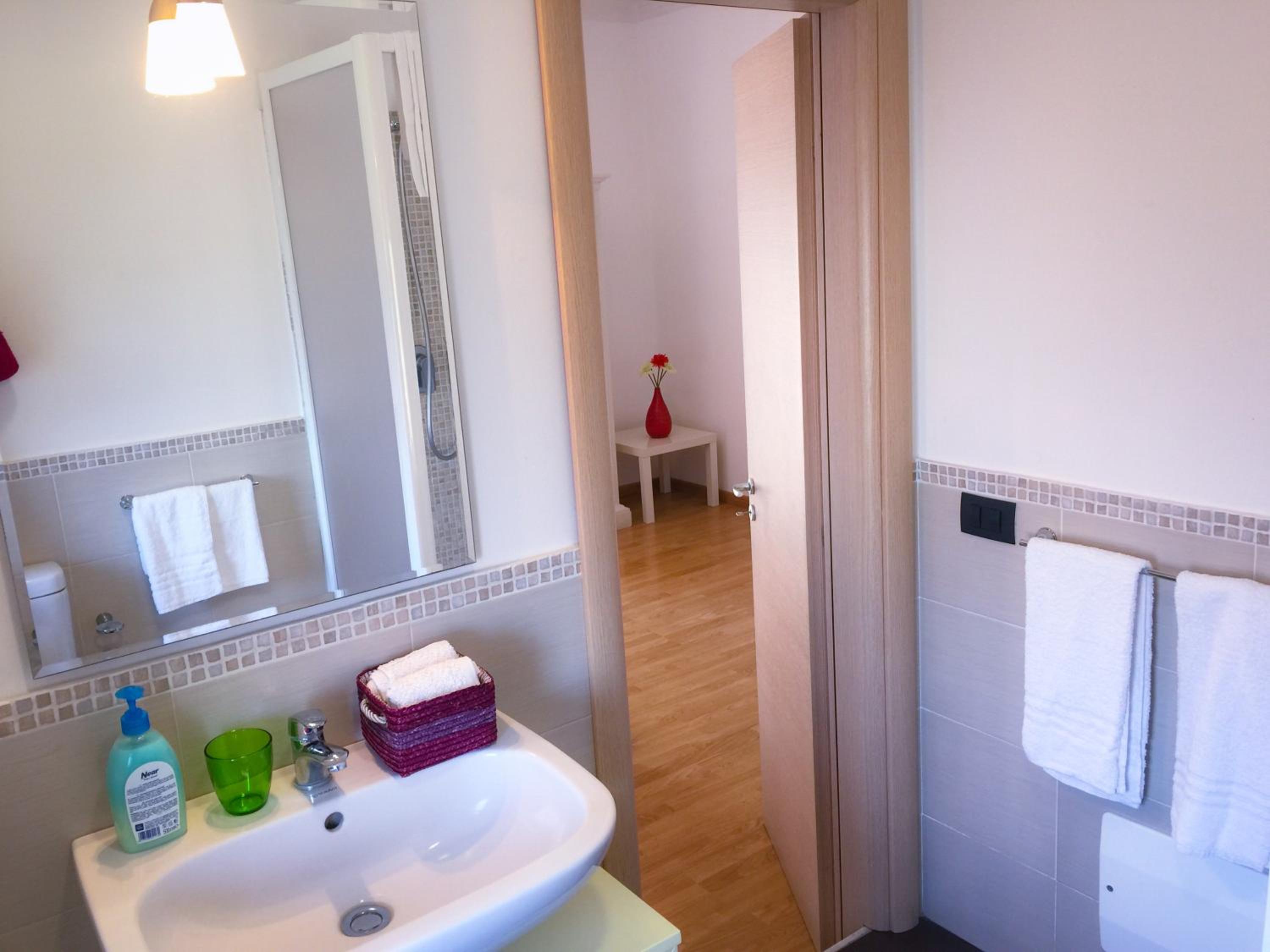 Deluxe Triple Room - Photo 2