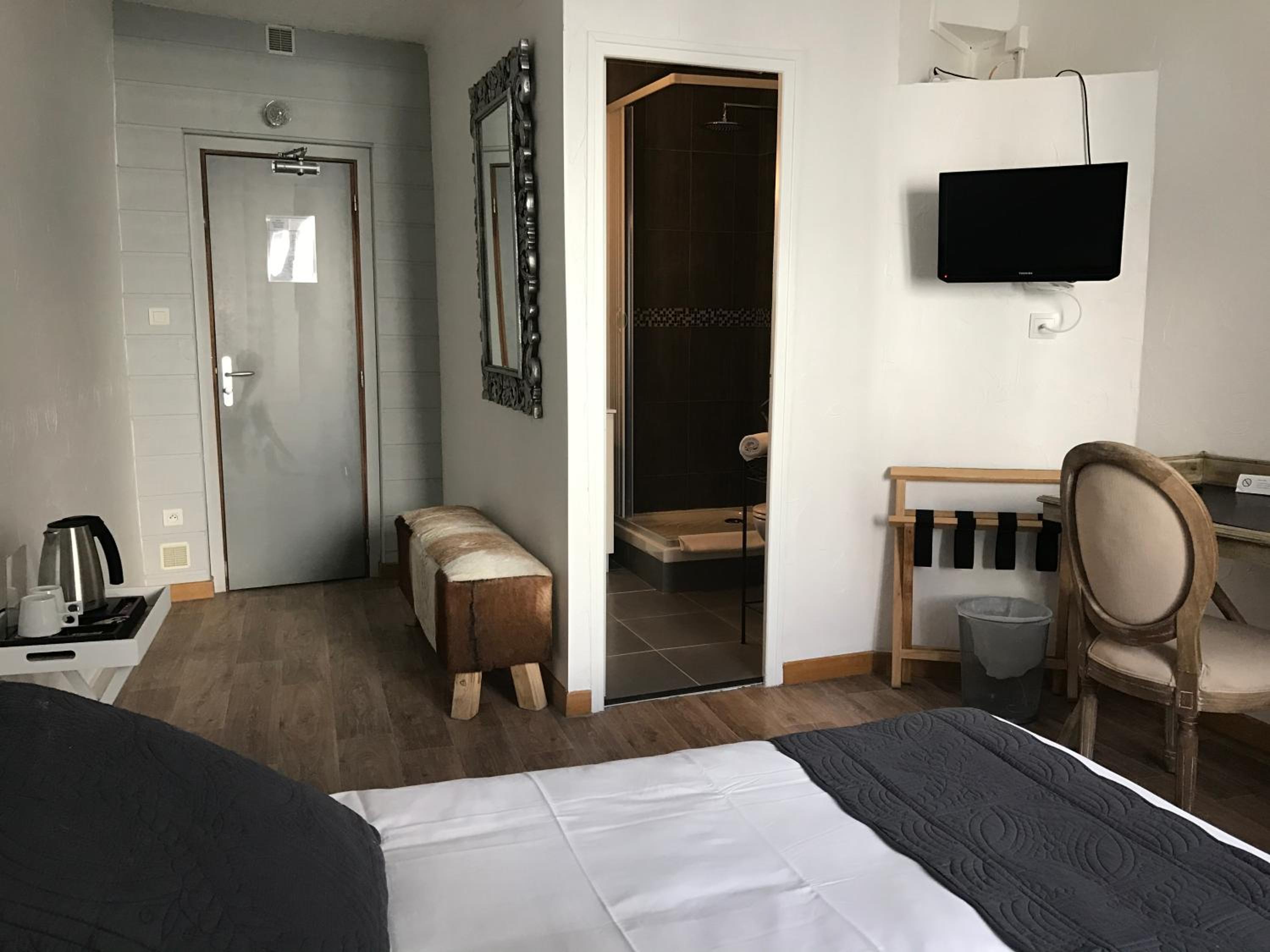 Superior Double Room - Photo 15