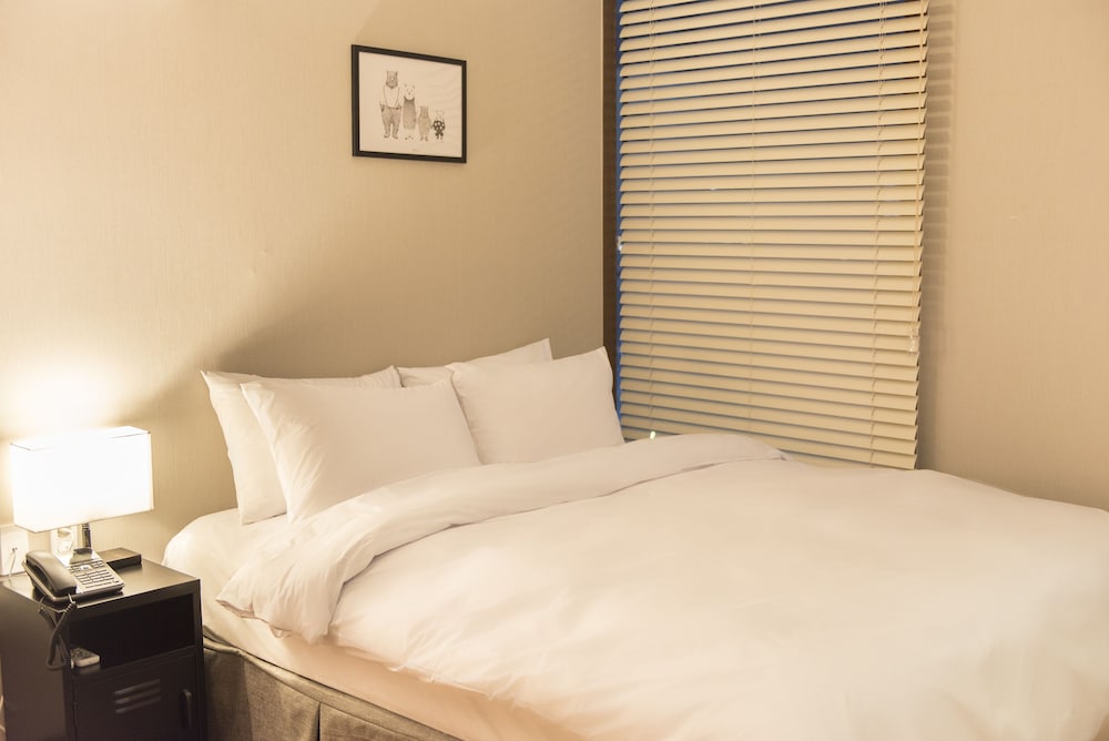 Deluxe Double Room - Photo 8