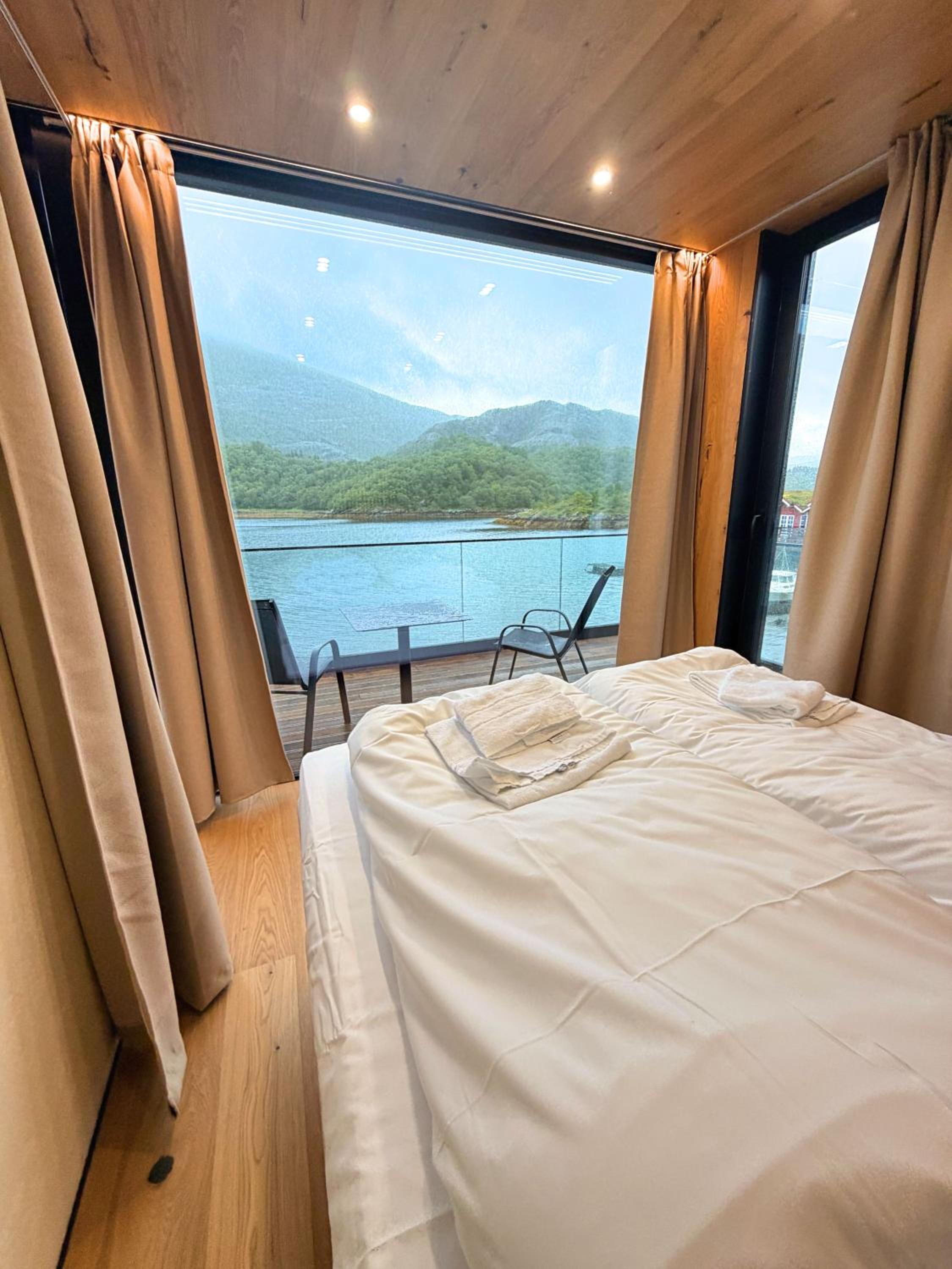 Superior Suite with Sea View photo 2
