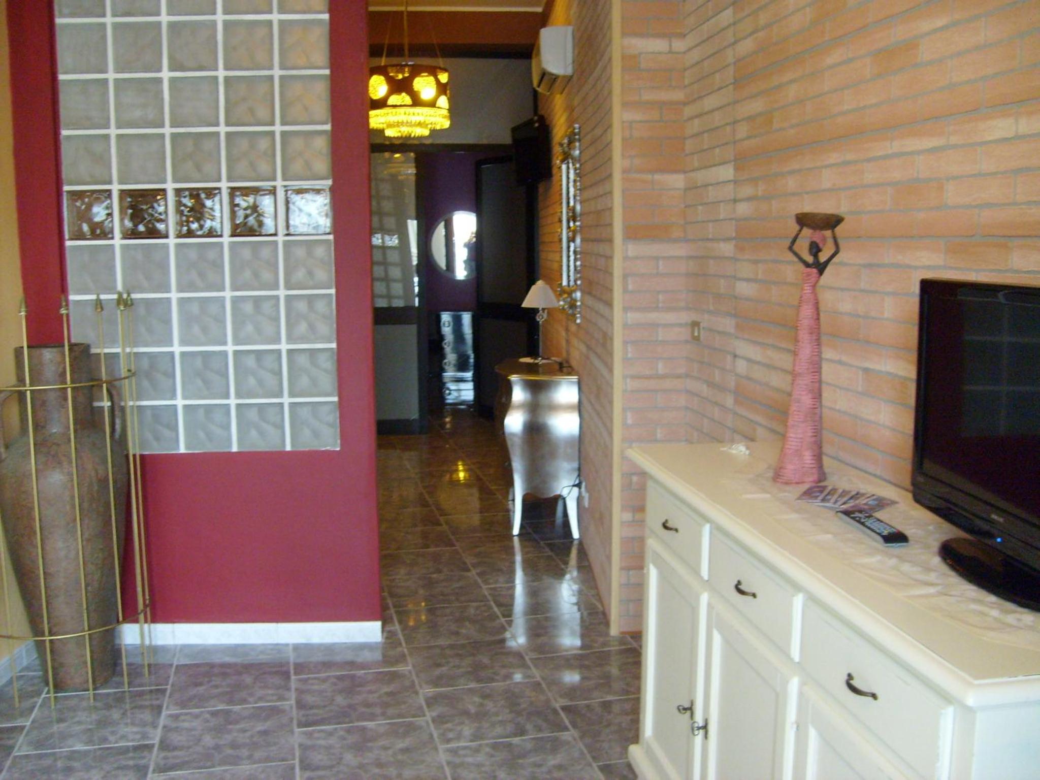 Apartment - Photo 9