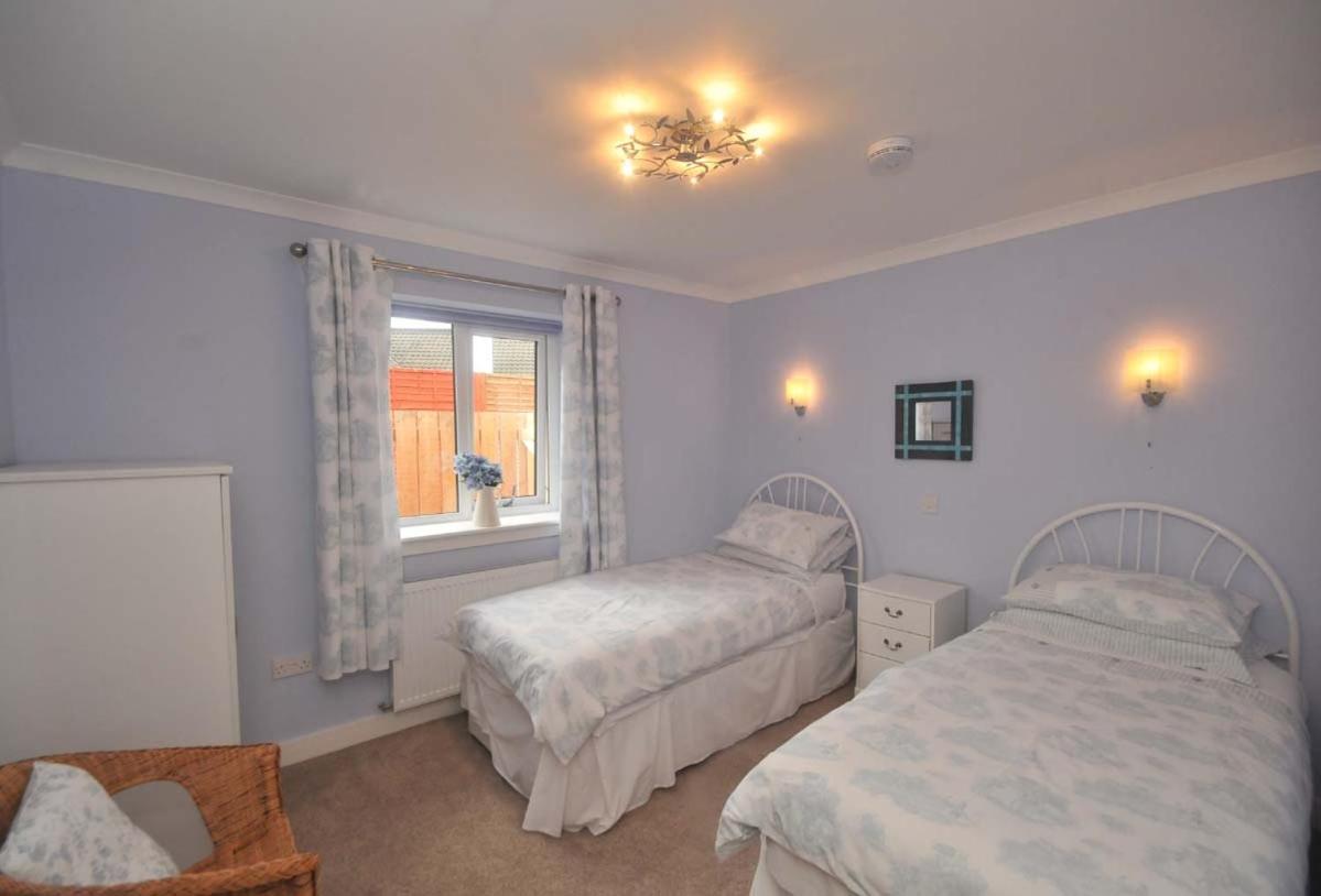 Two-Bedroom House photo 3