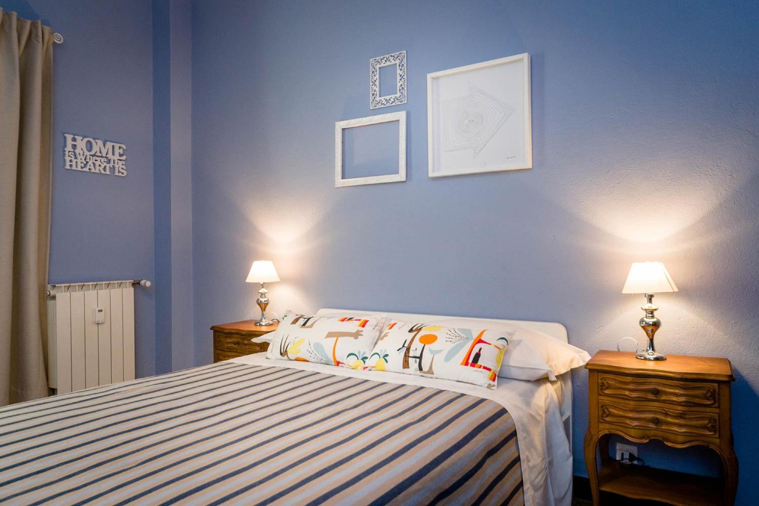 Spacious Double Room with Private Bathroom