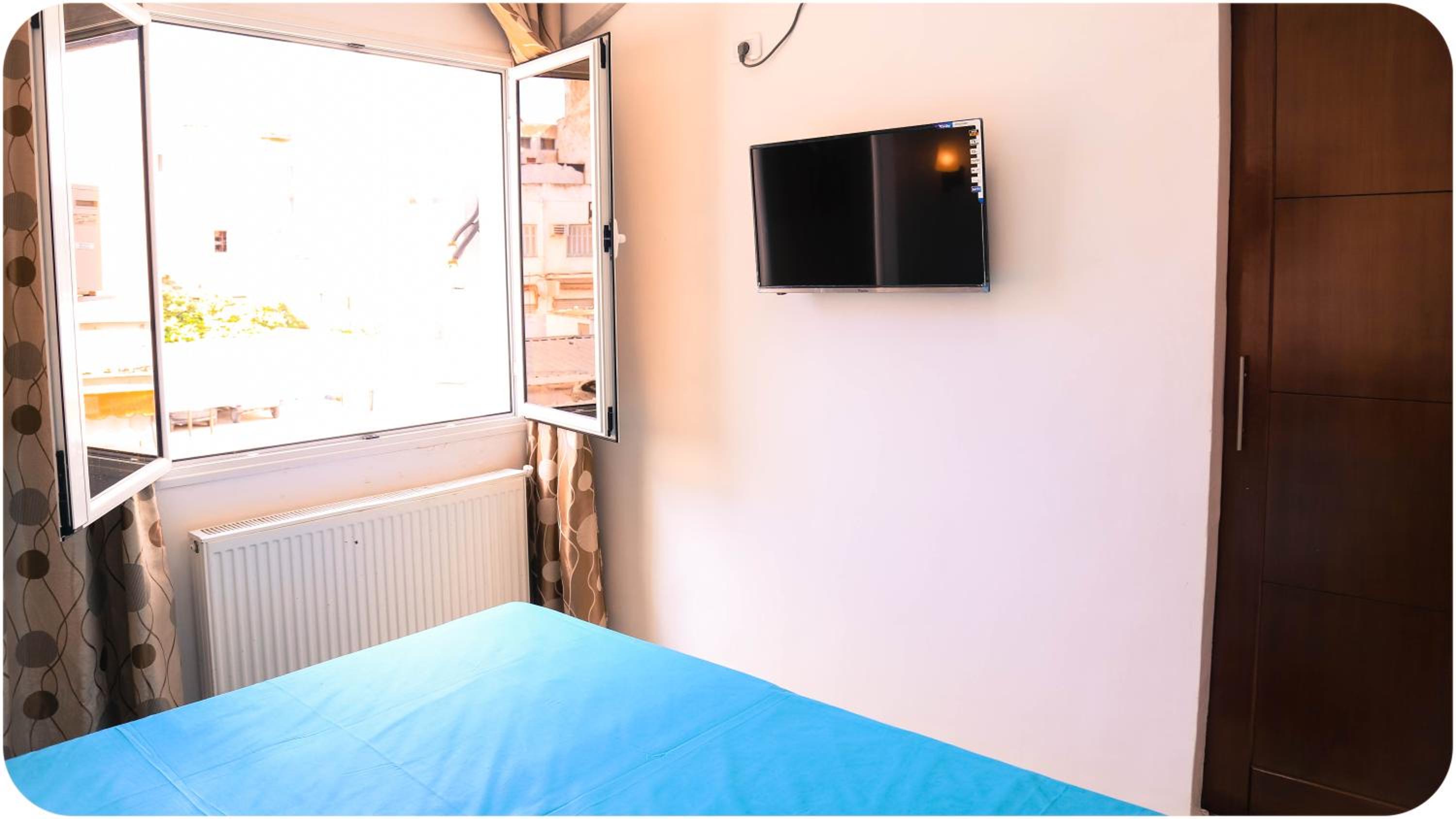 Triple Room with Private Bathroom photo 1
