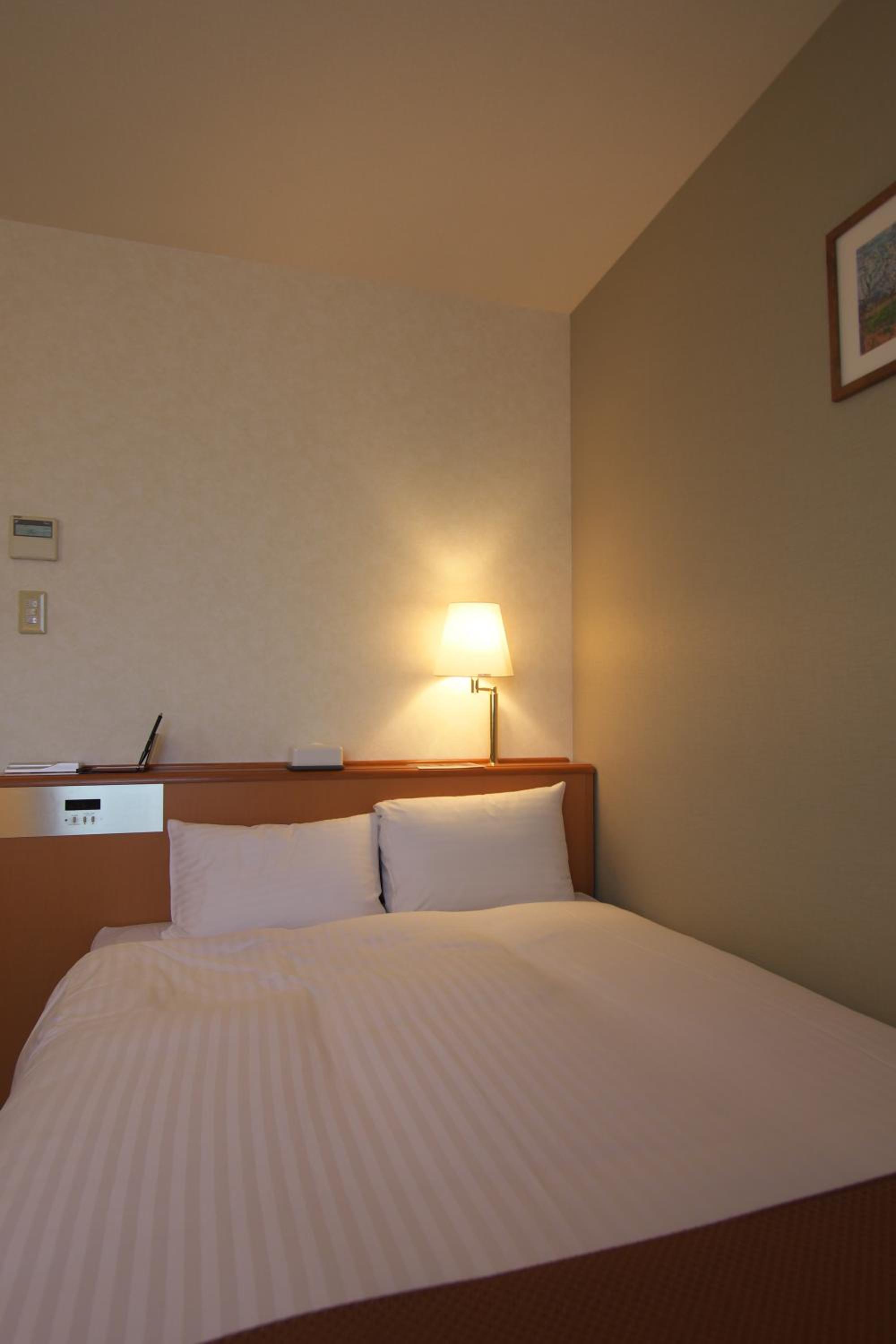Double Room - Non-Smoking  photo 2