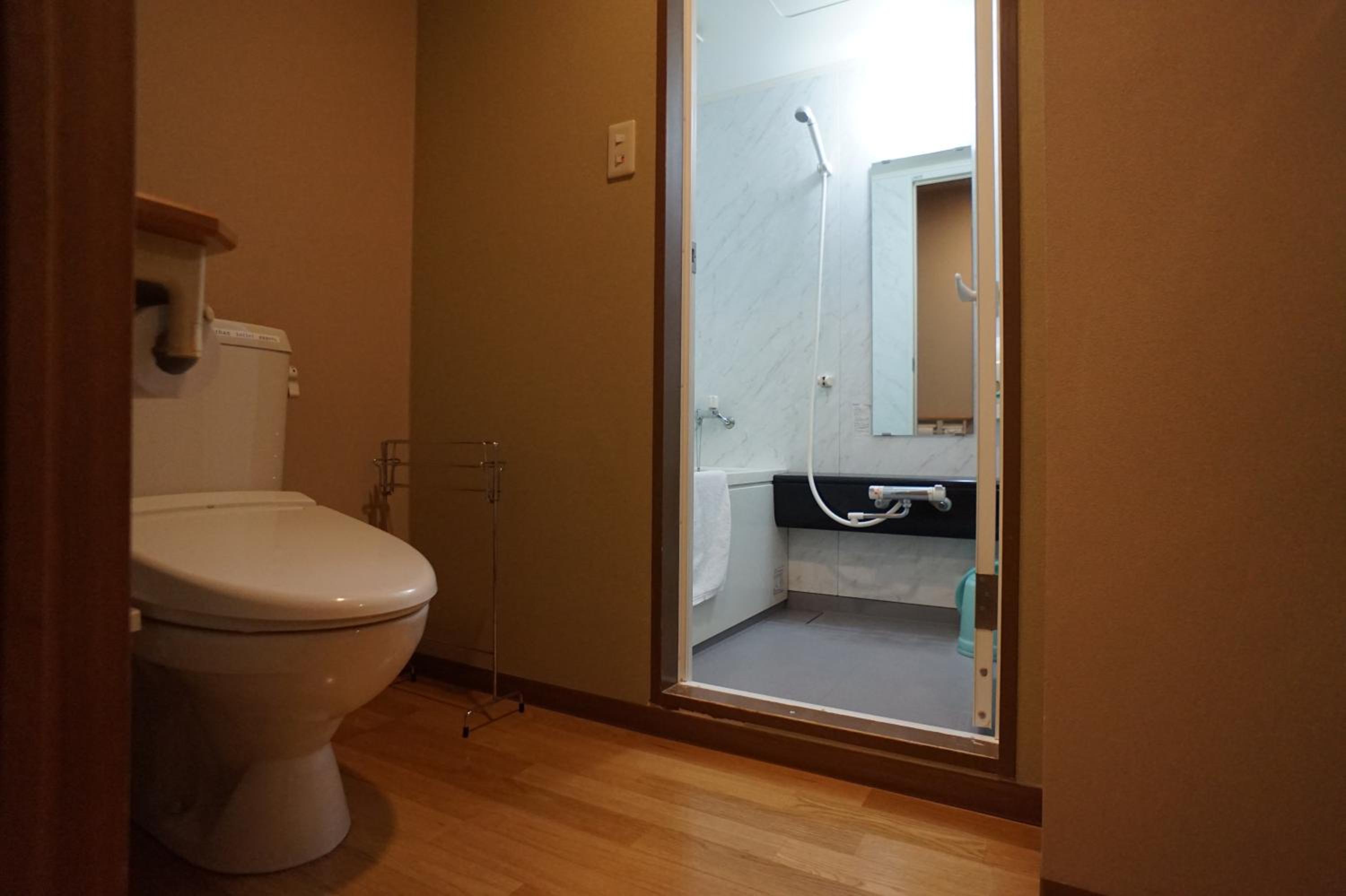 Japanese-Style Deluxe Twin Room photo 3
