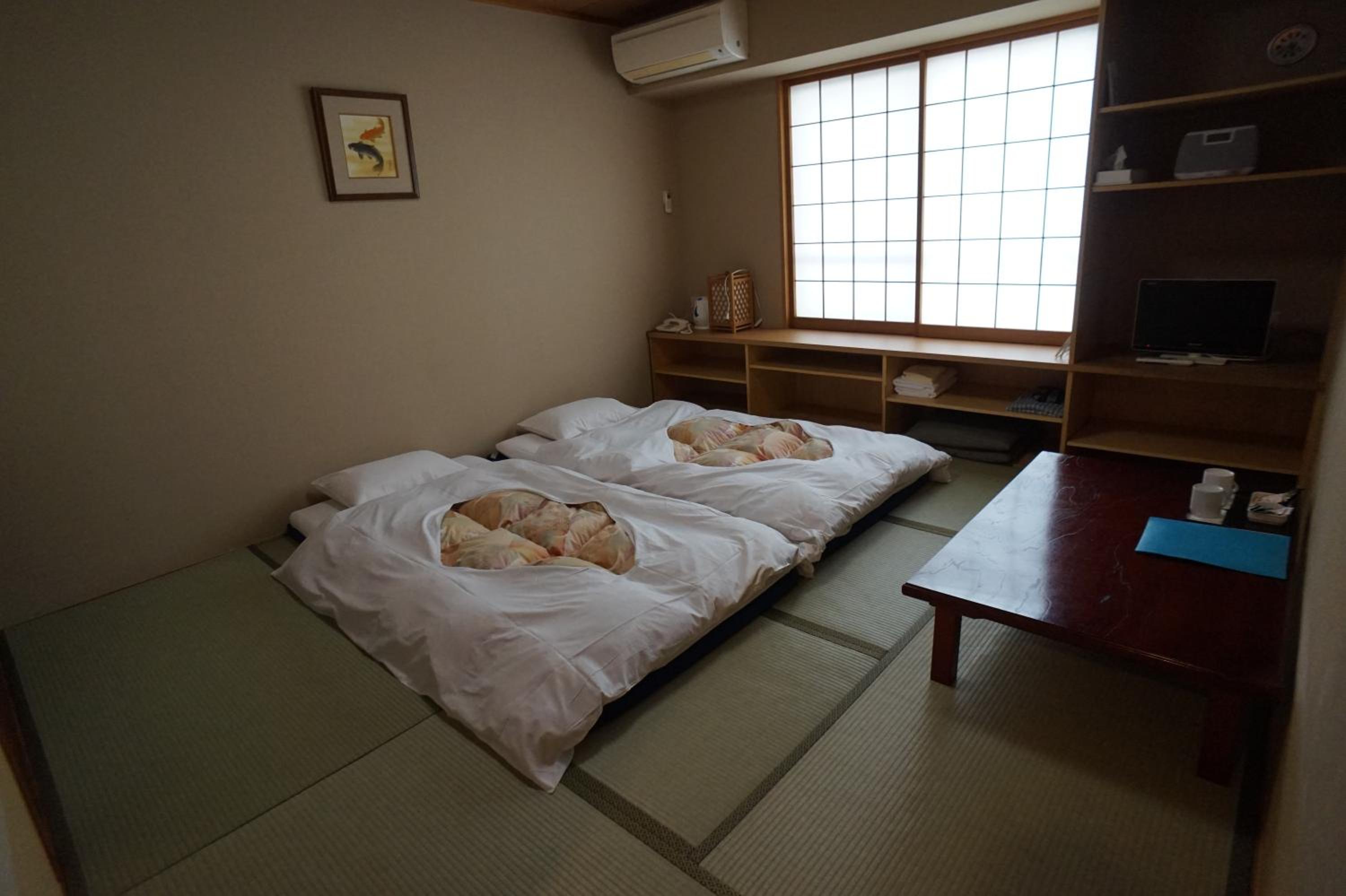 Japanese-Style Deluxe Twin Room photo 2