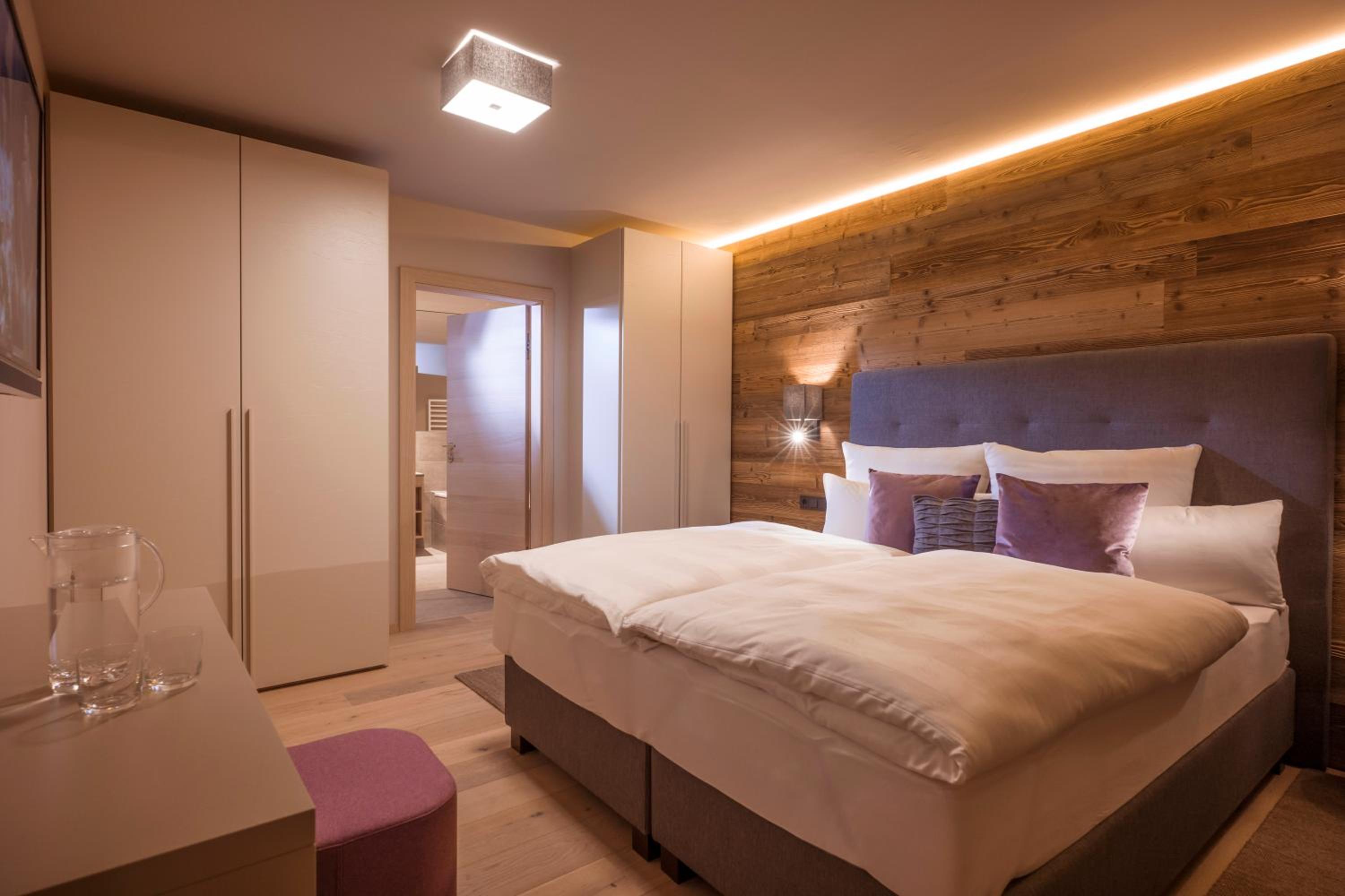 Deluxe Apartment with 2 Bedrooms