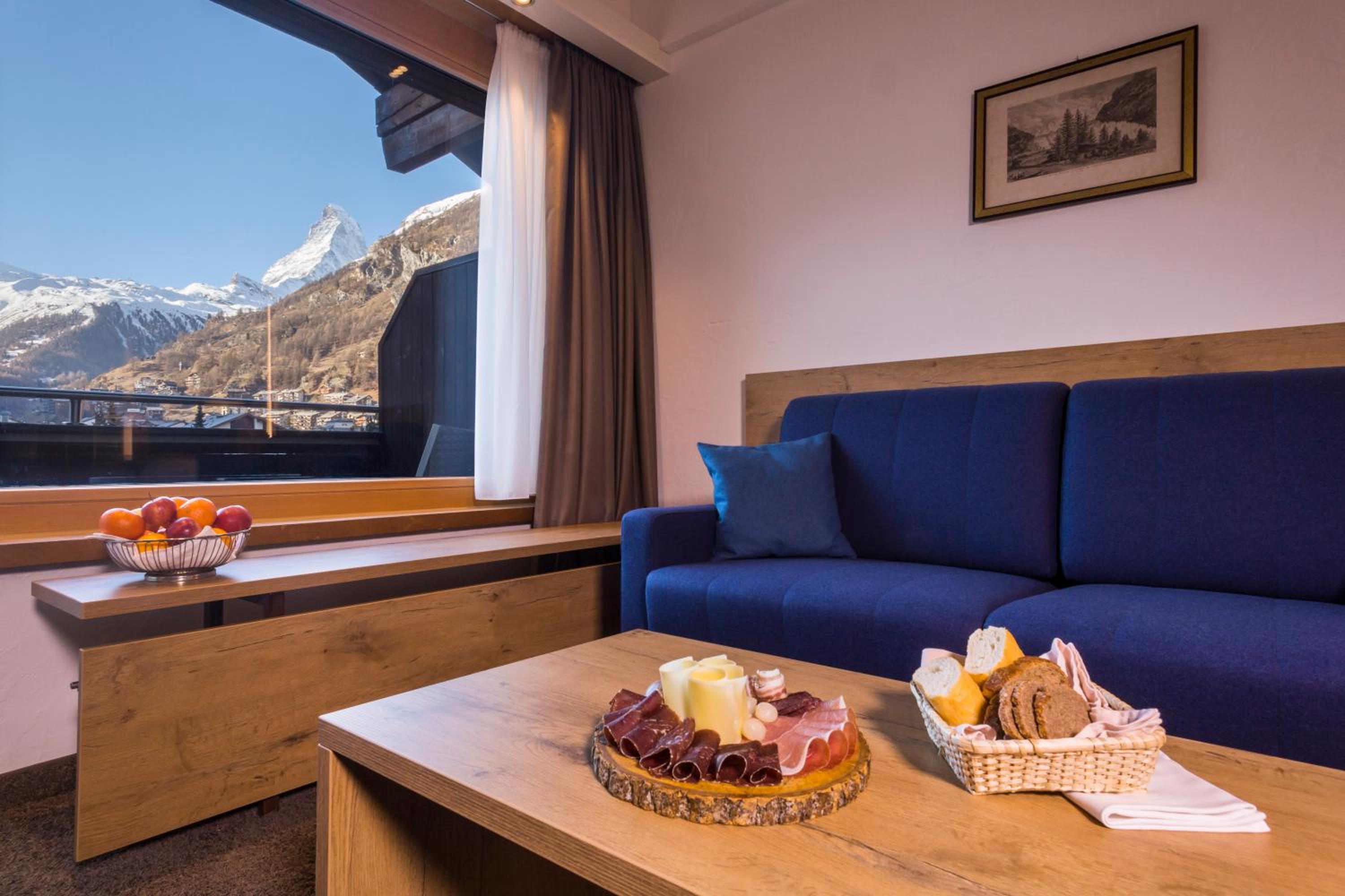 Panorama Double Room with Matterhorn View