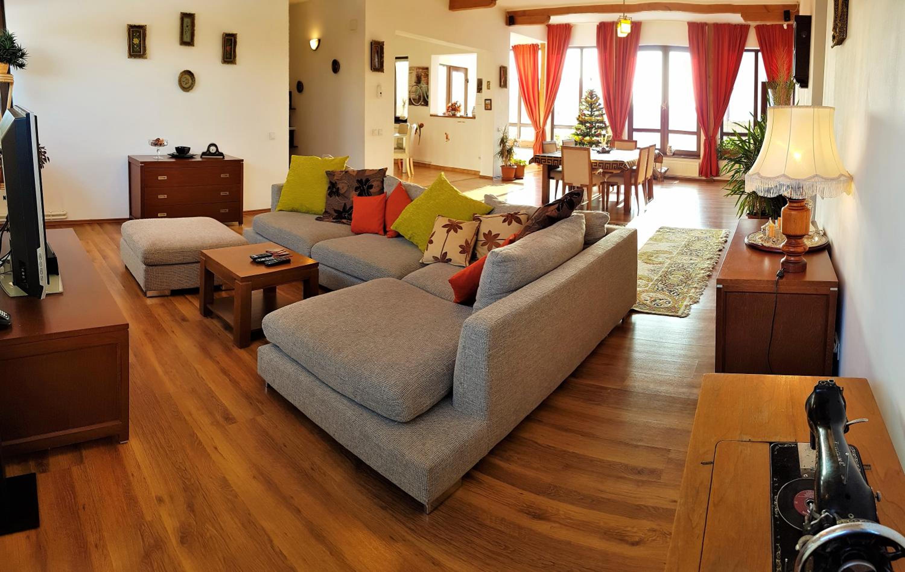 Villa with Garden View