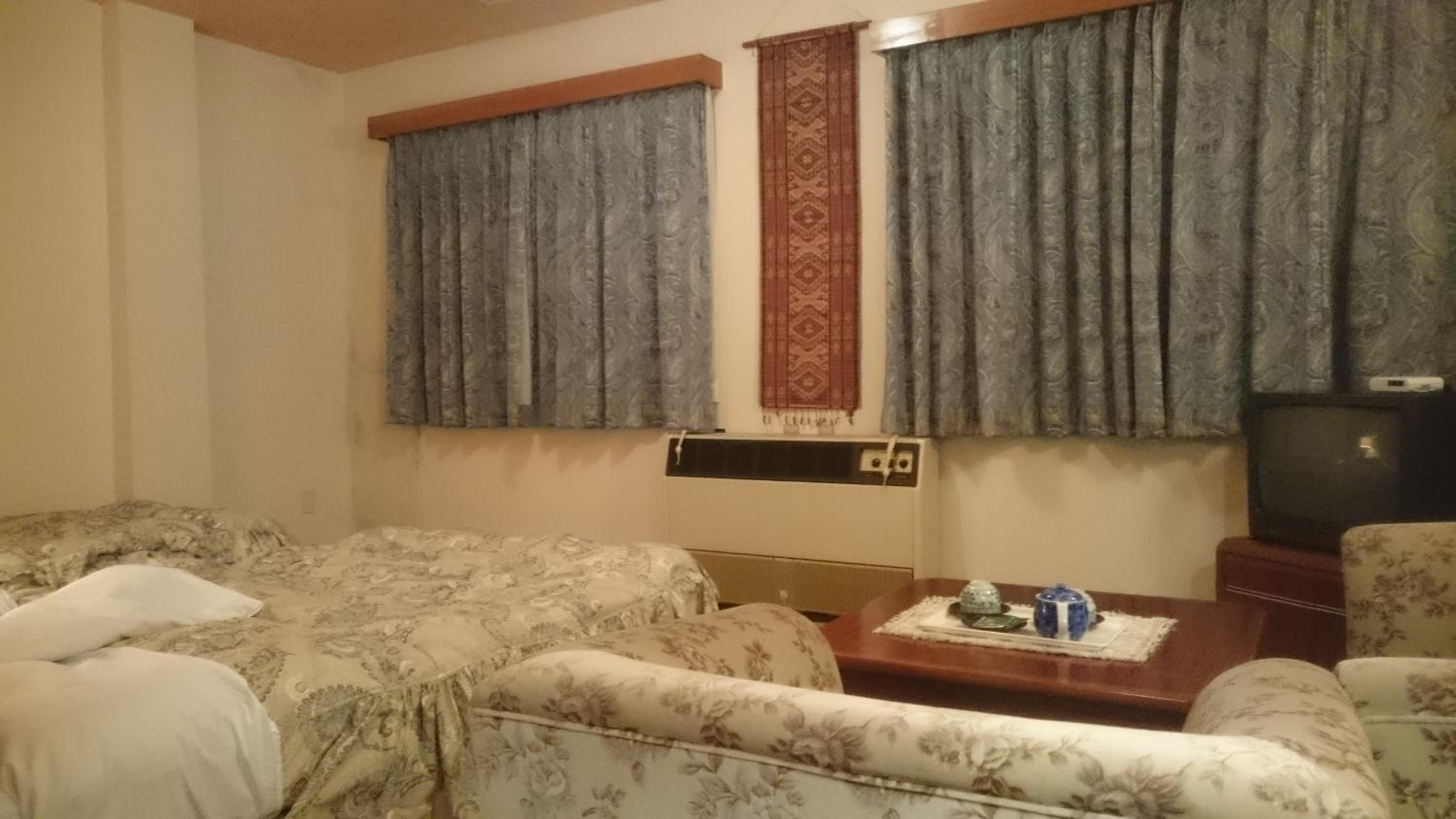 Deluxe Twin Room - Non-Smoking - Photo 6