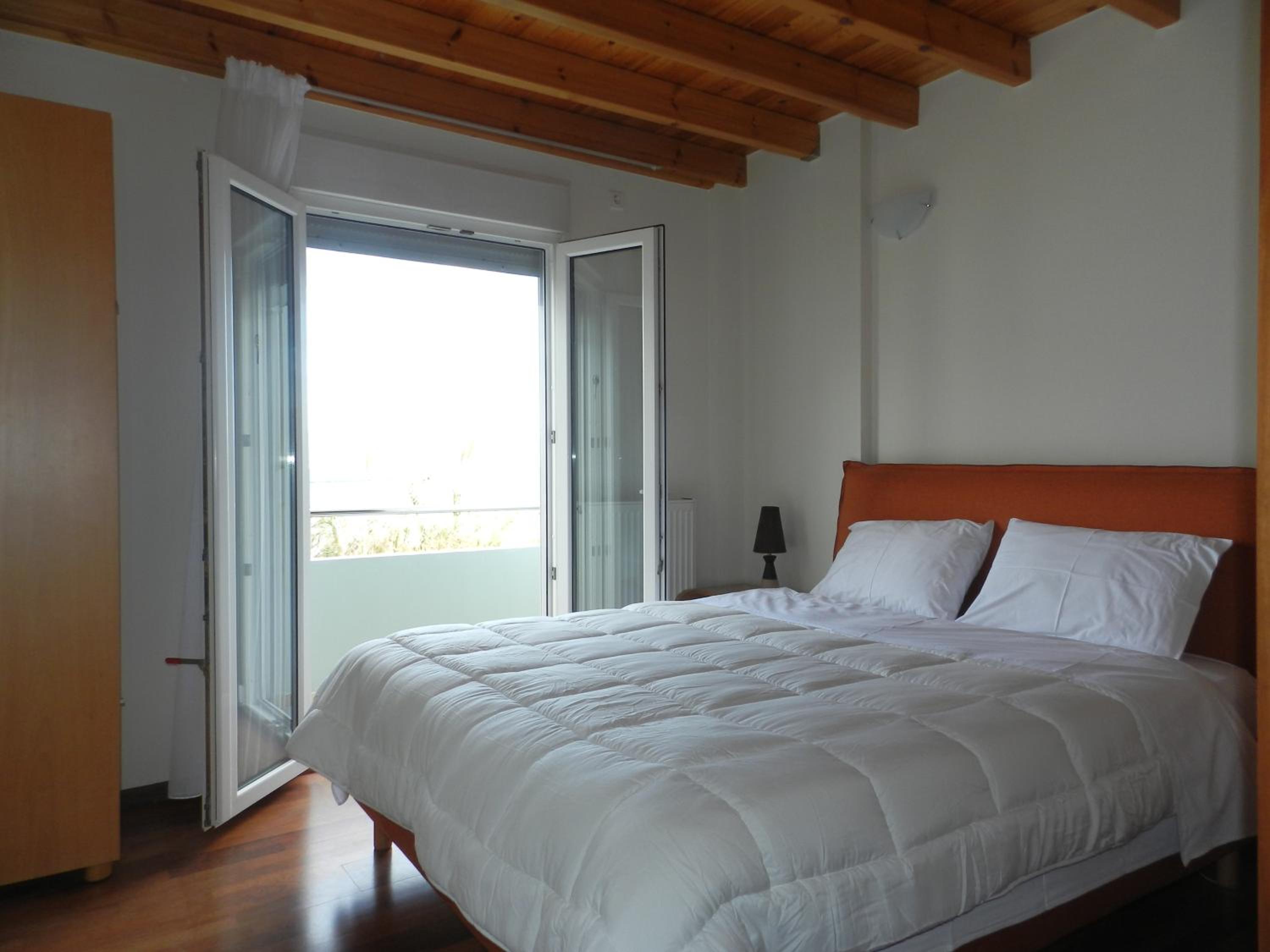 Villa - Sea Front photo 1