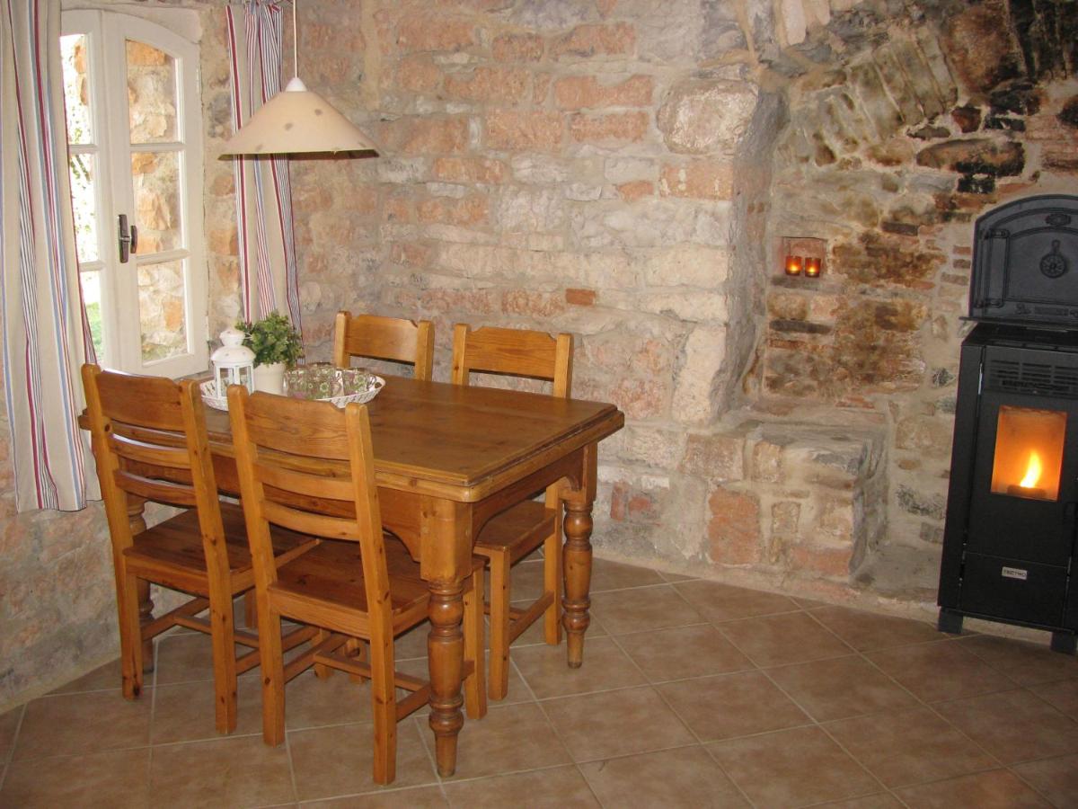 Three-Bedroom Coutry House photo 3