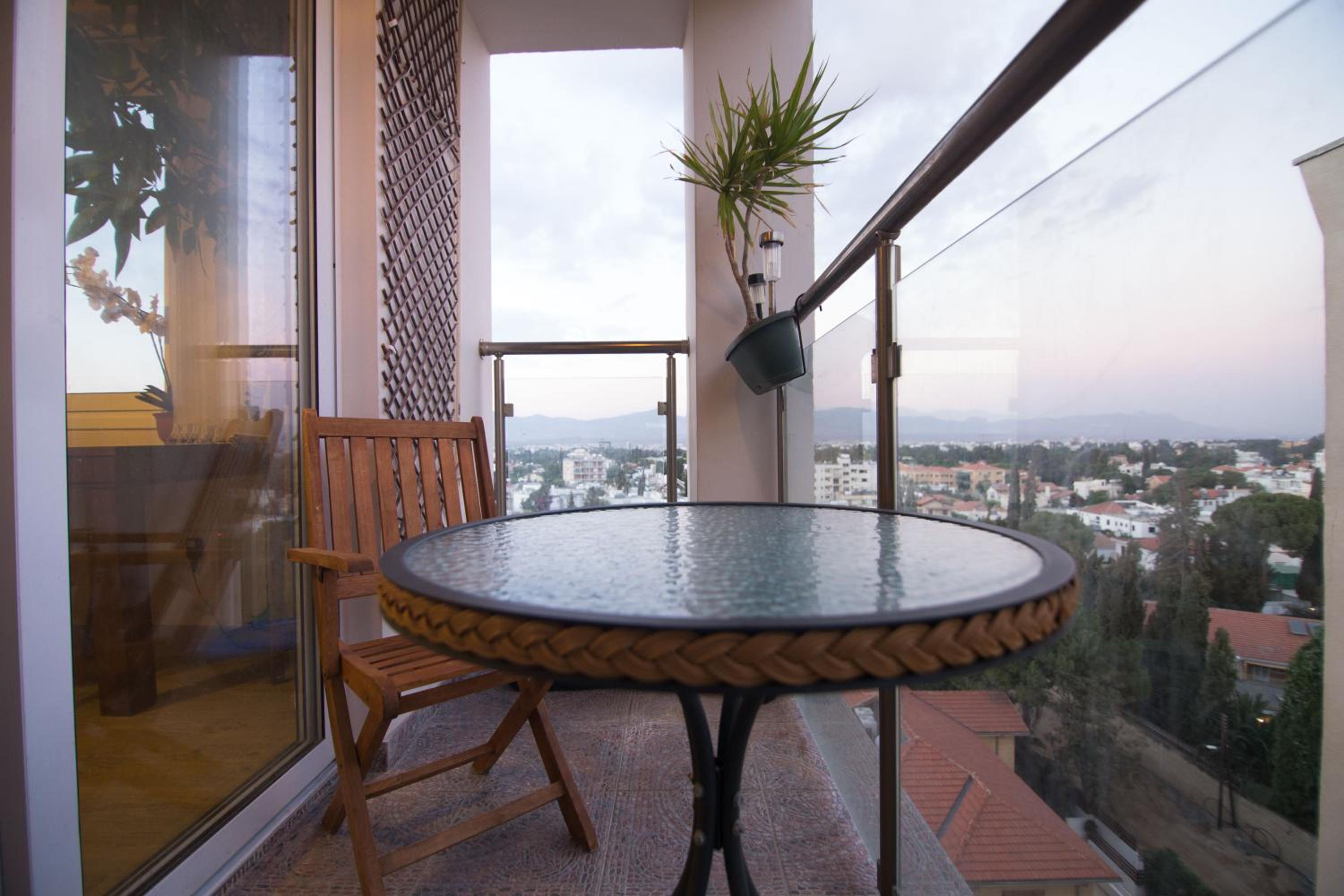 Penthouse Apartment - Cat Sitting - Photo 26