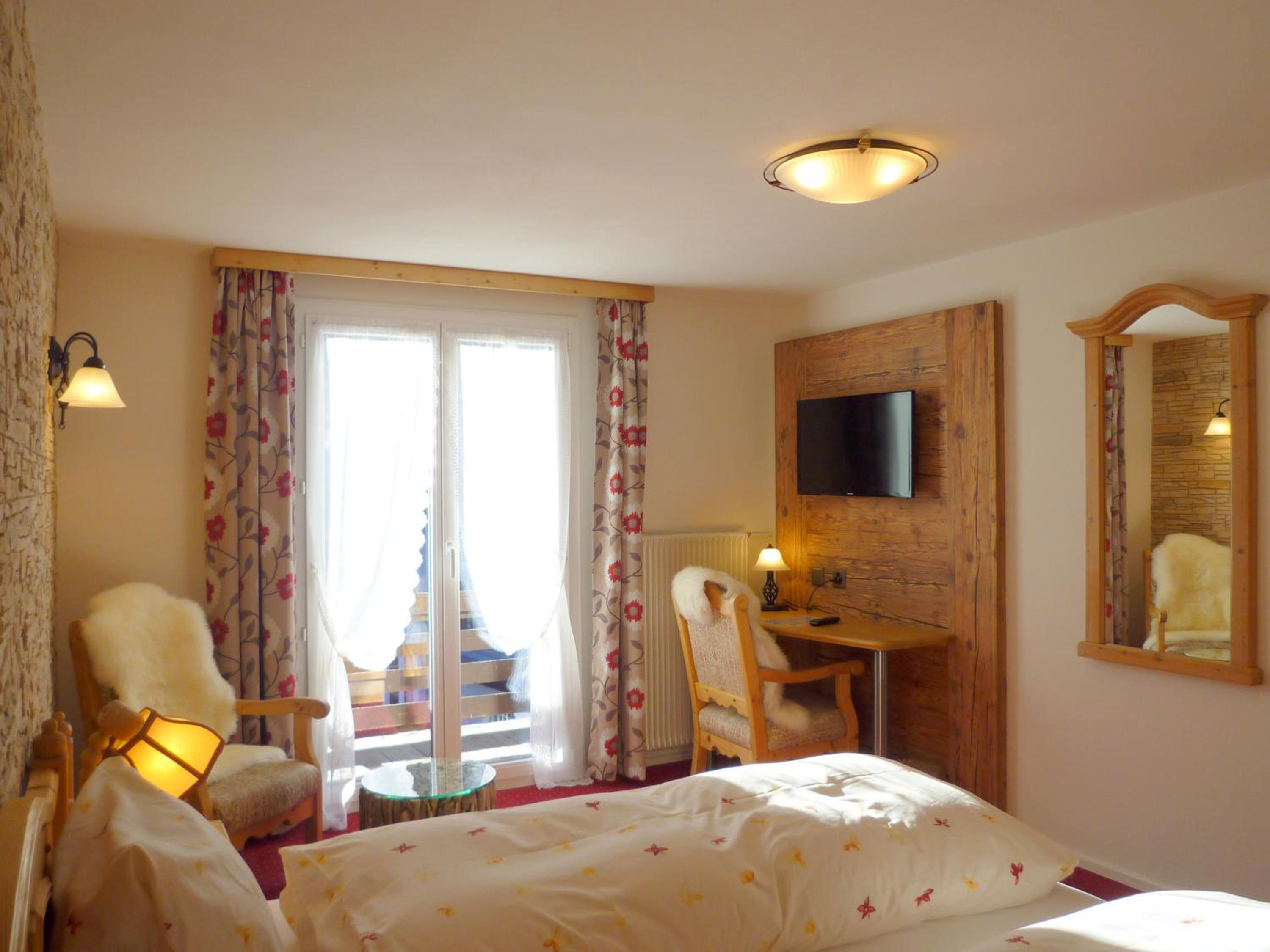 Double Room - Photo 6