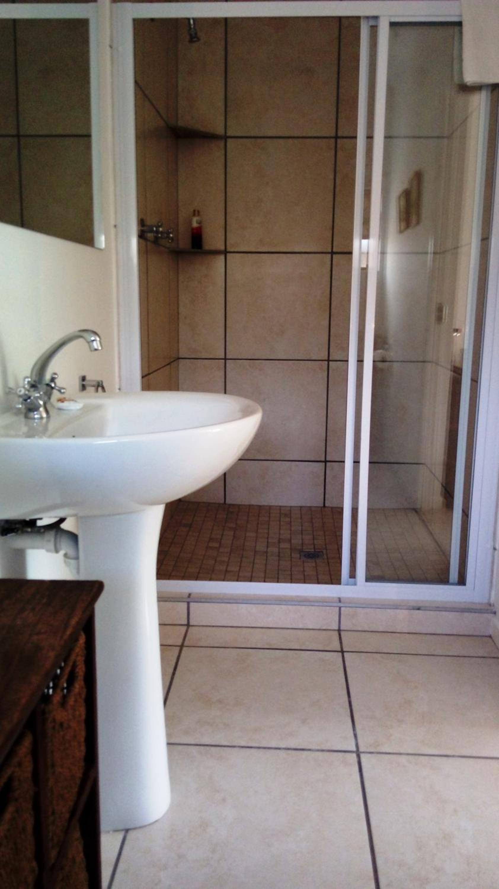 Luxury Double Room - Photo 13