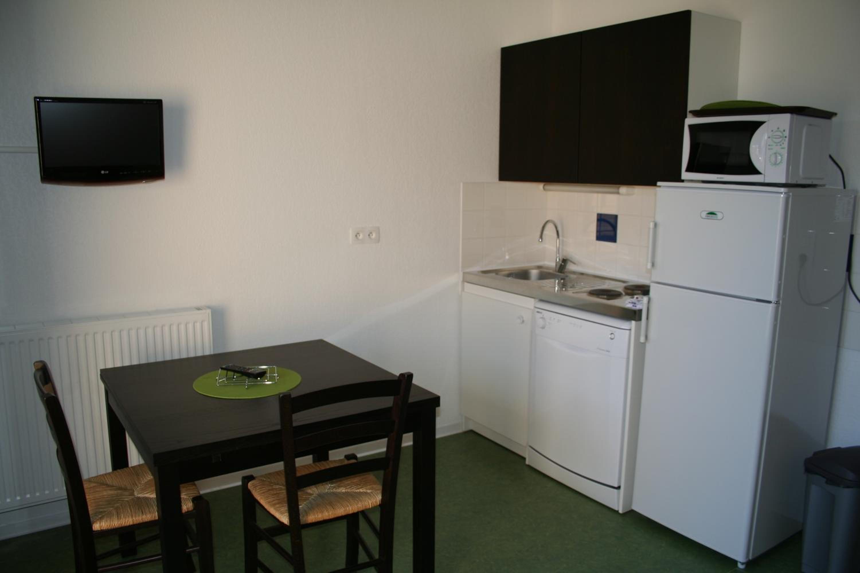 Superior Apartment (2 Adults) - Photo 5