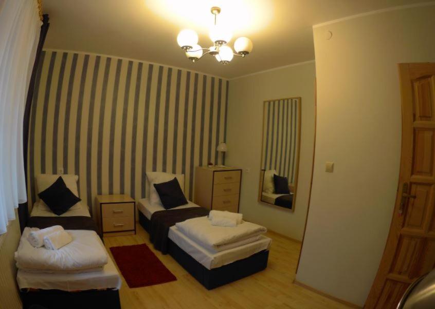 Standard Twin Room photo 3