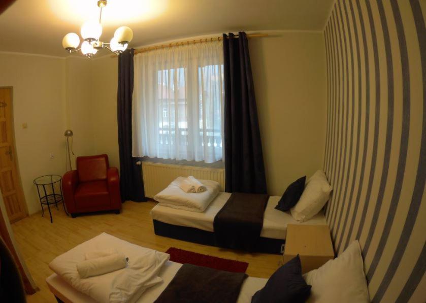 Standard Twin Room photo 1