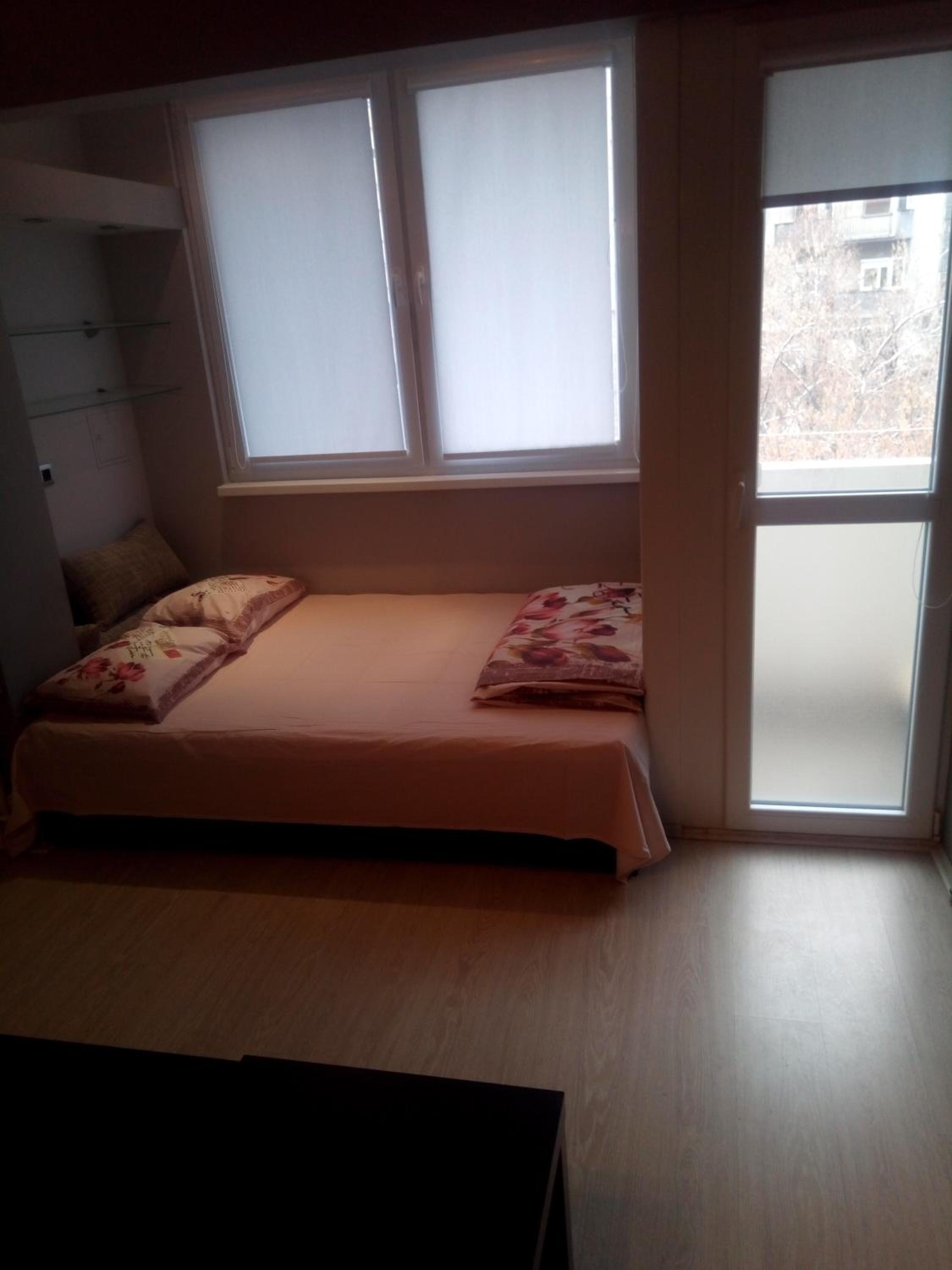 Apartment with Balcony photo 2