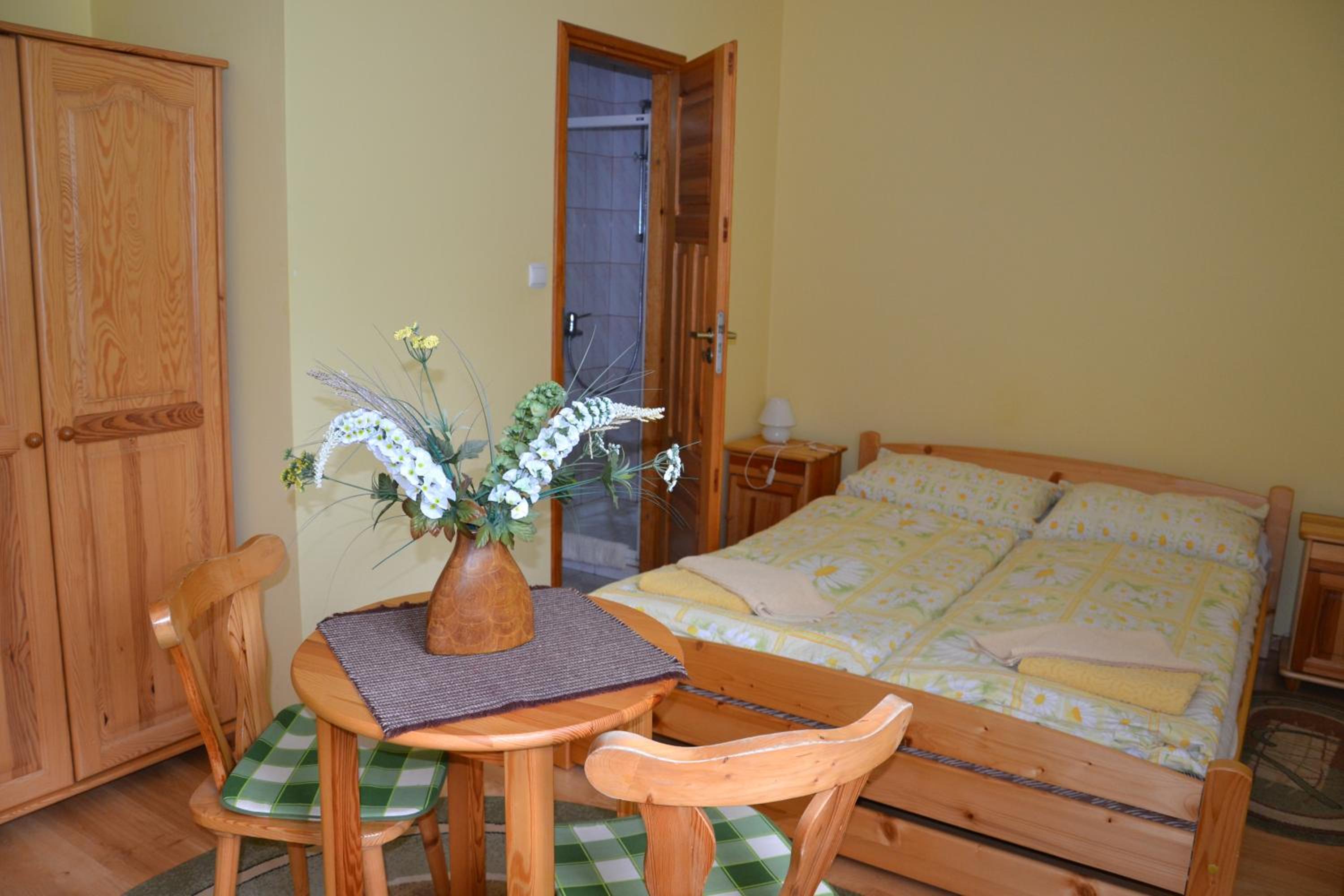 Double Room with Private Bathroom photo 2