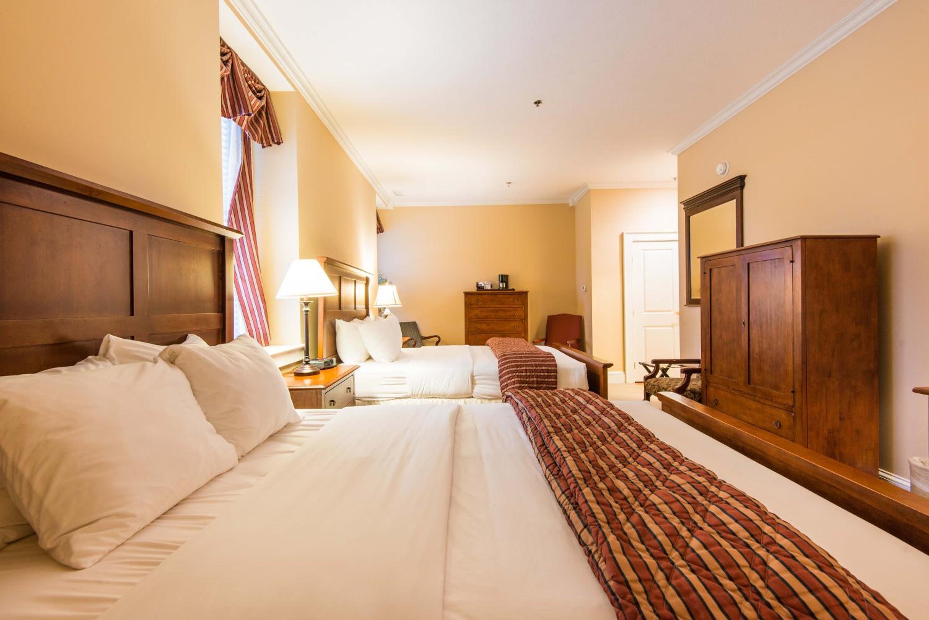 Queen Room with Two Queen Beds