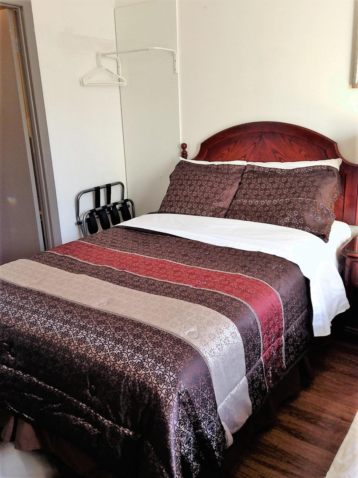 Double Room - Photo 3