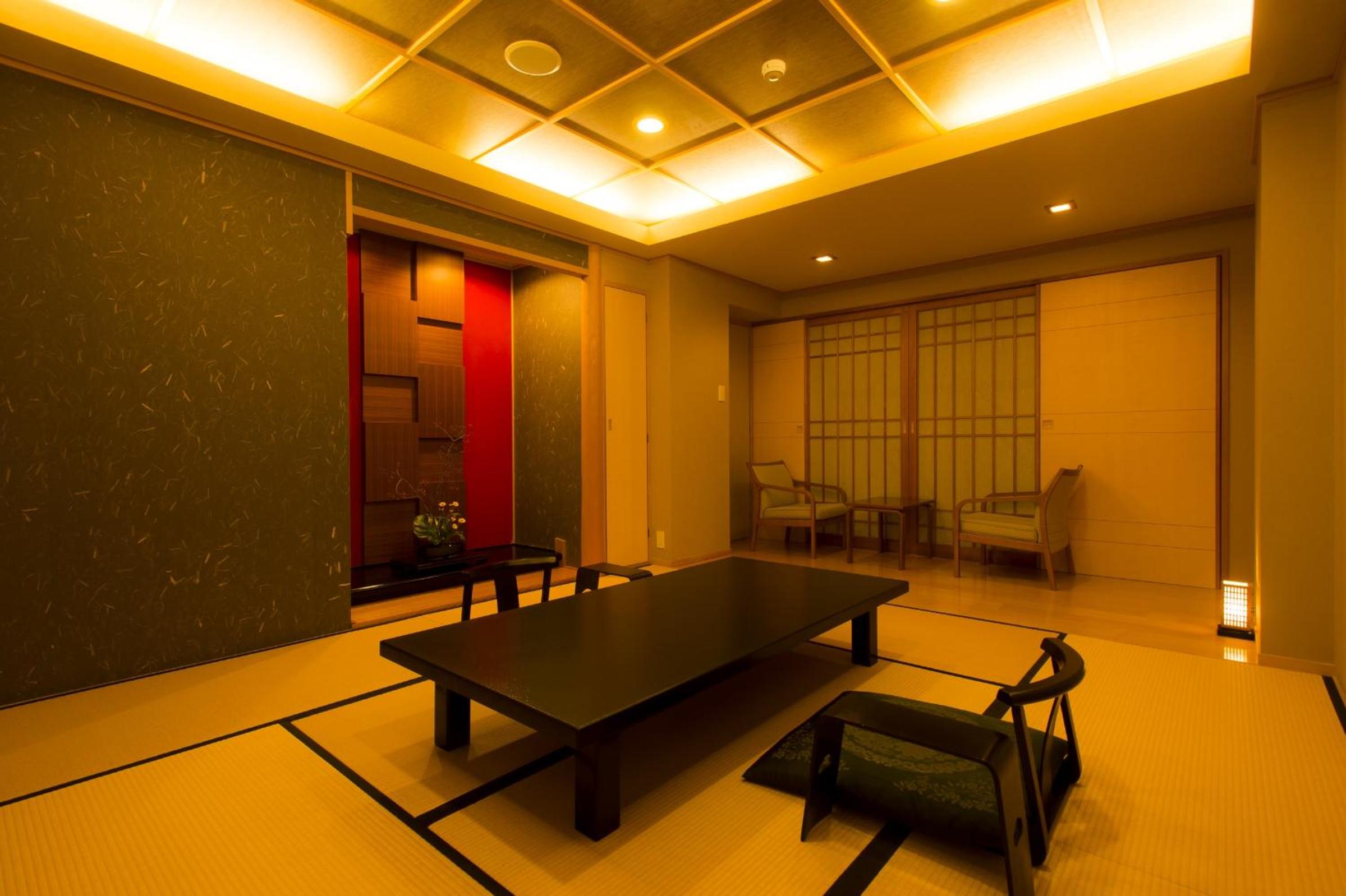 Premium Room with Tatami Area and Private Bath - Non-Smoking