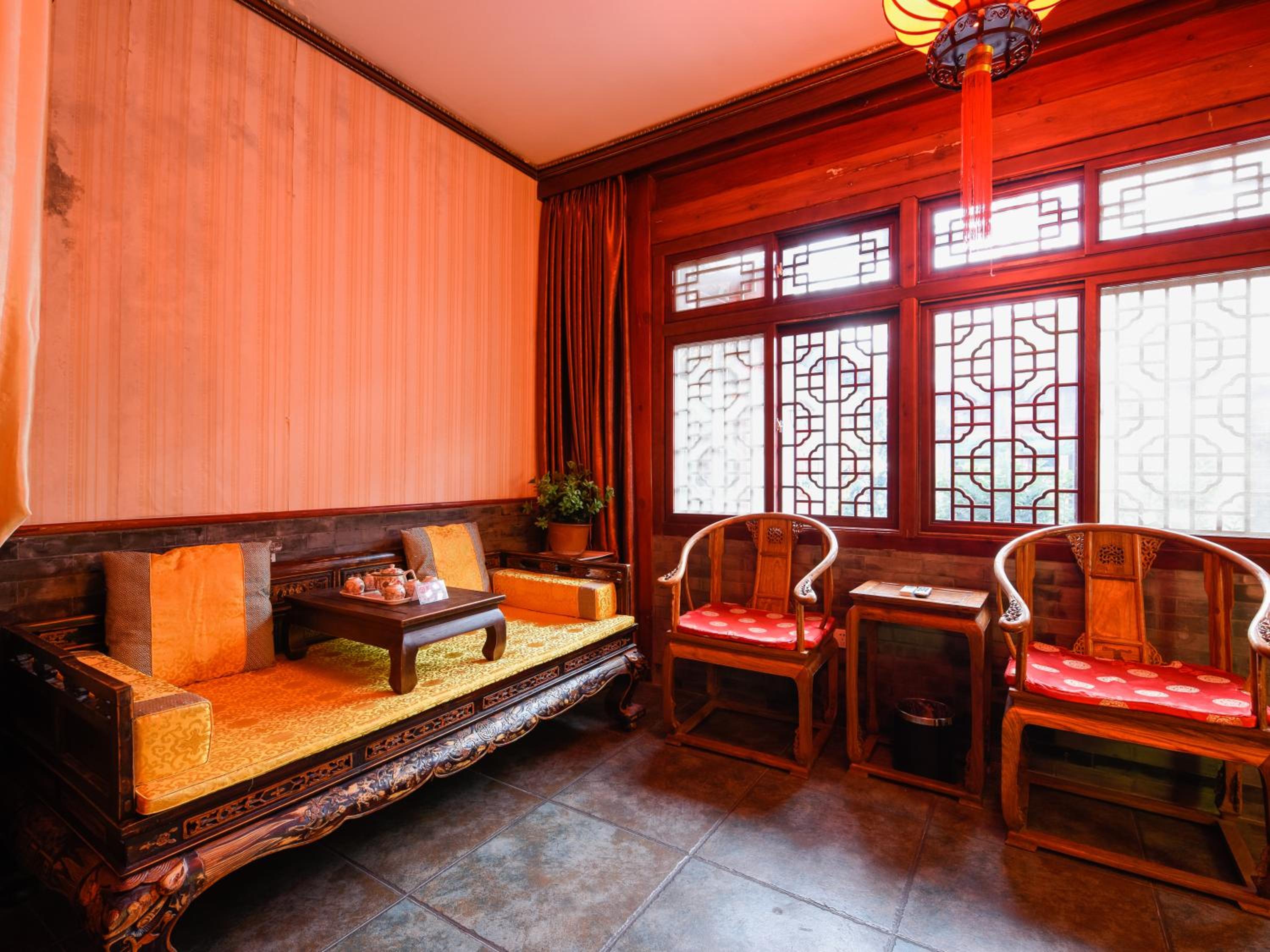 Chinese-style Deluxe Suite