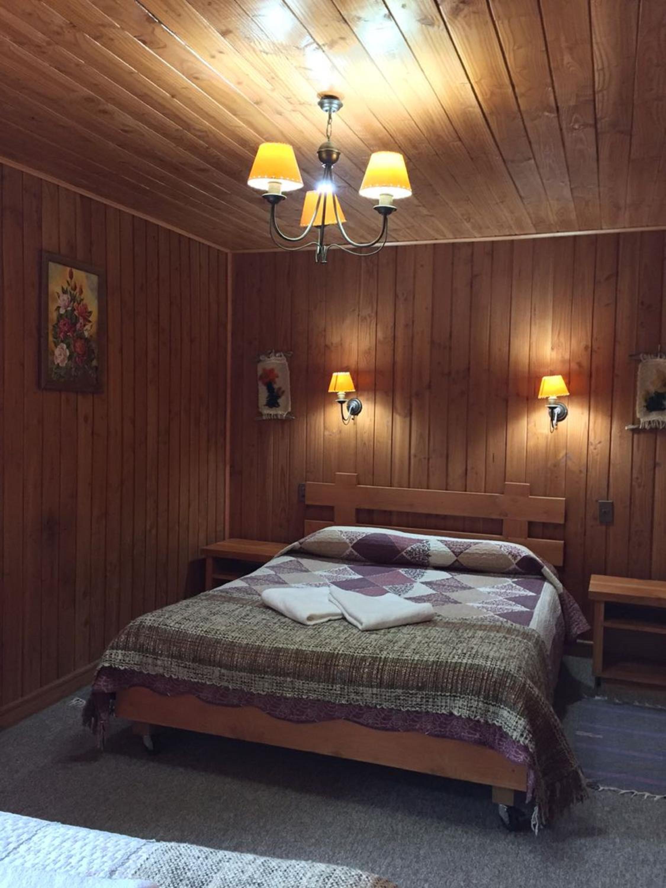 Family room (3 adults) with Private Bathroom photo 1