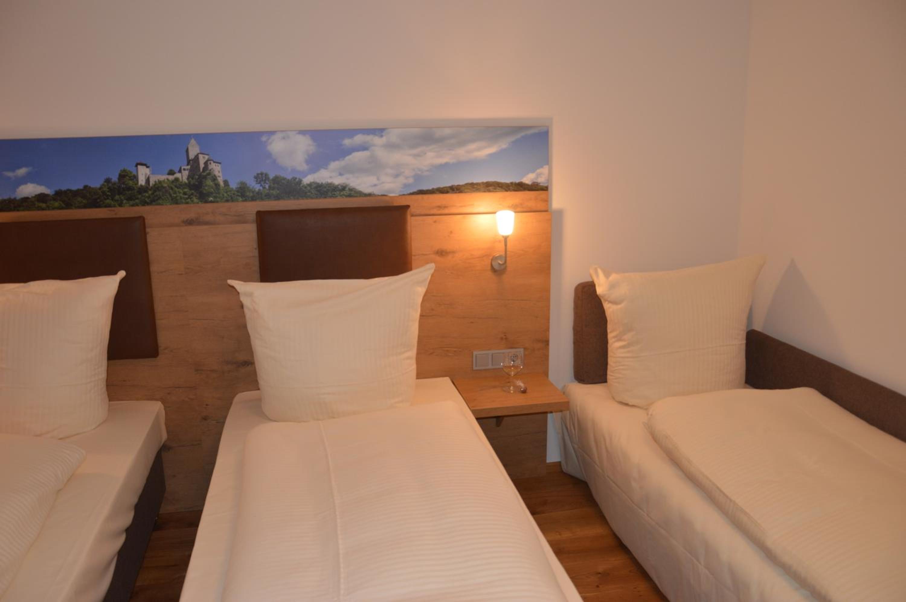 Comfort Triple Room - Photo 13