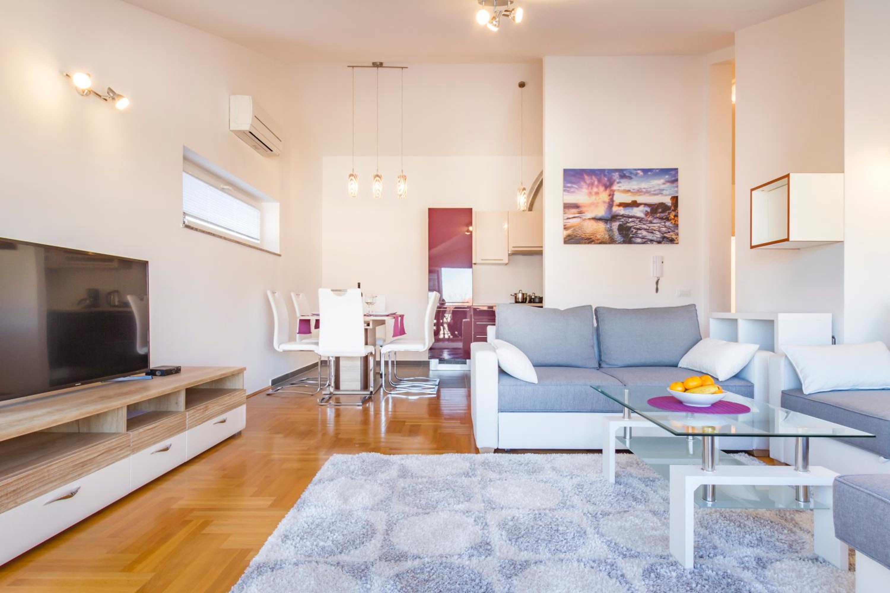 Apartment with Sea View