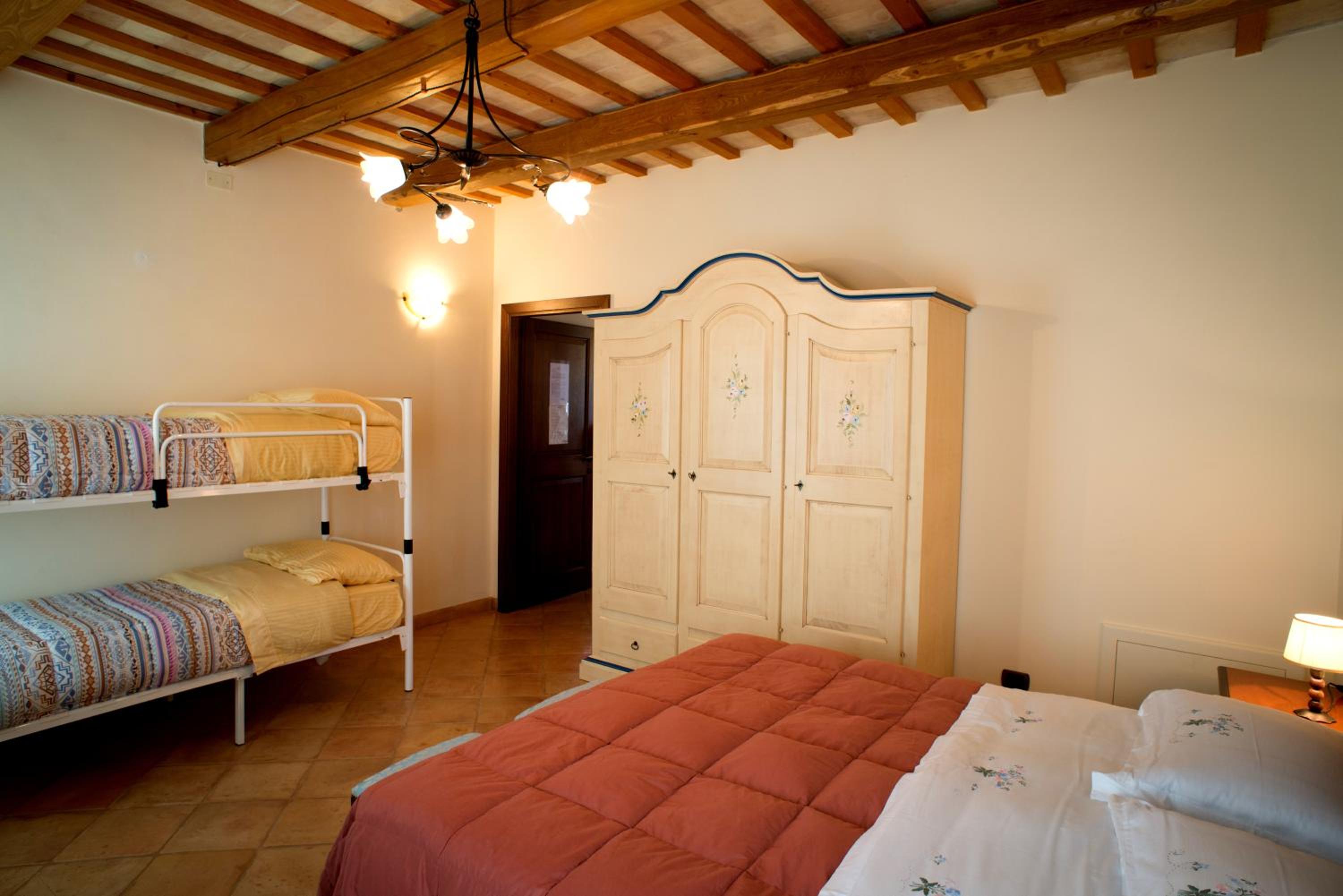 Single Room with Private External Bathroom photo 3