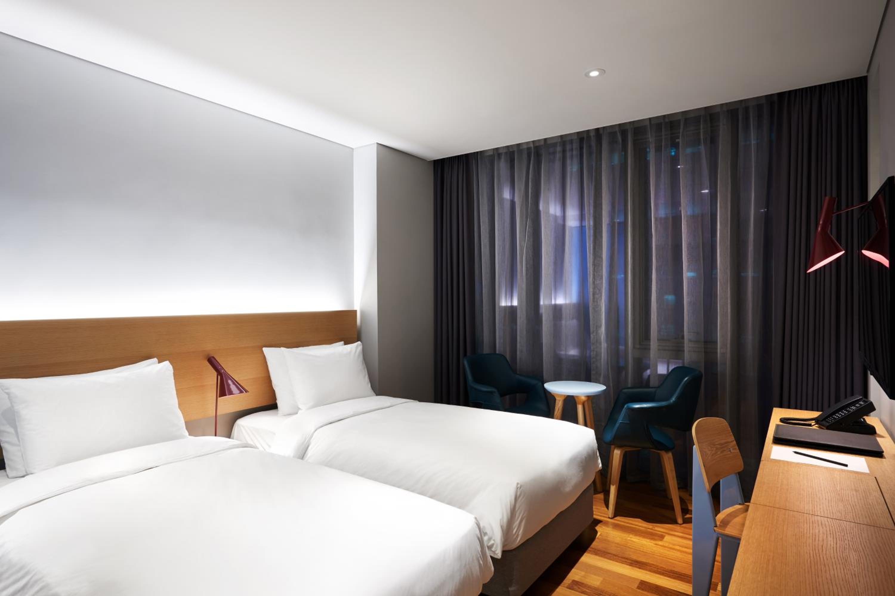Deluxe Twin Room photo 2