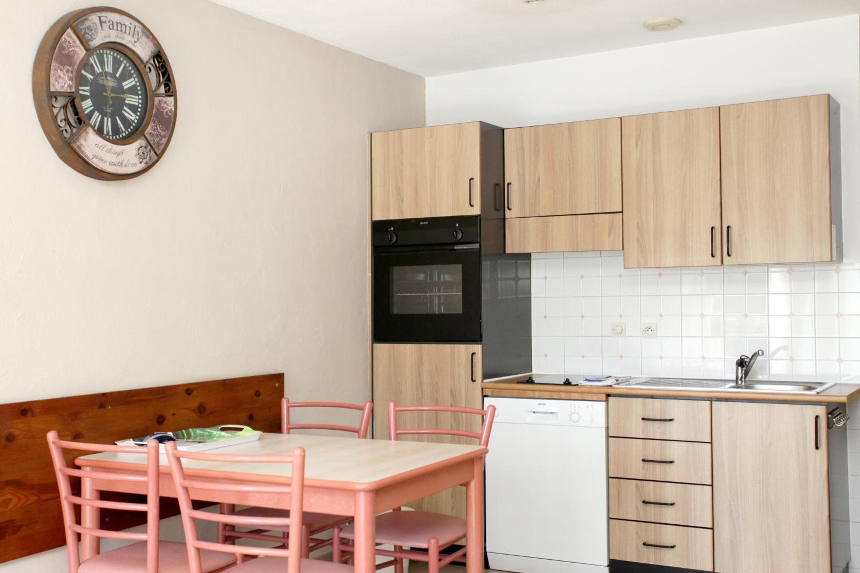 Studio with Terrace photo 3