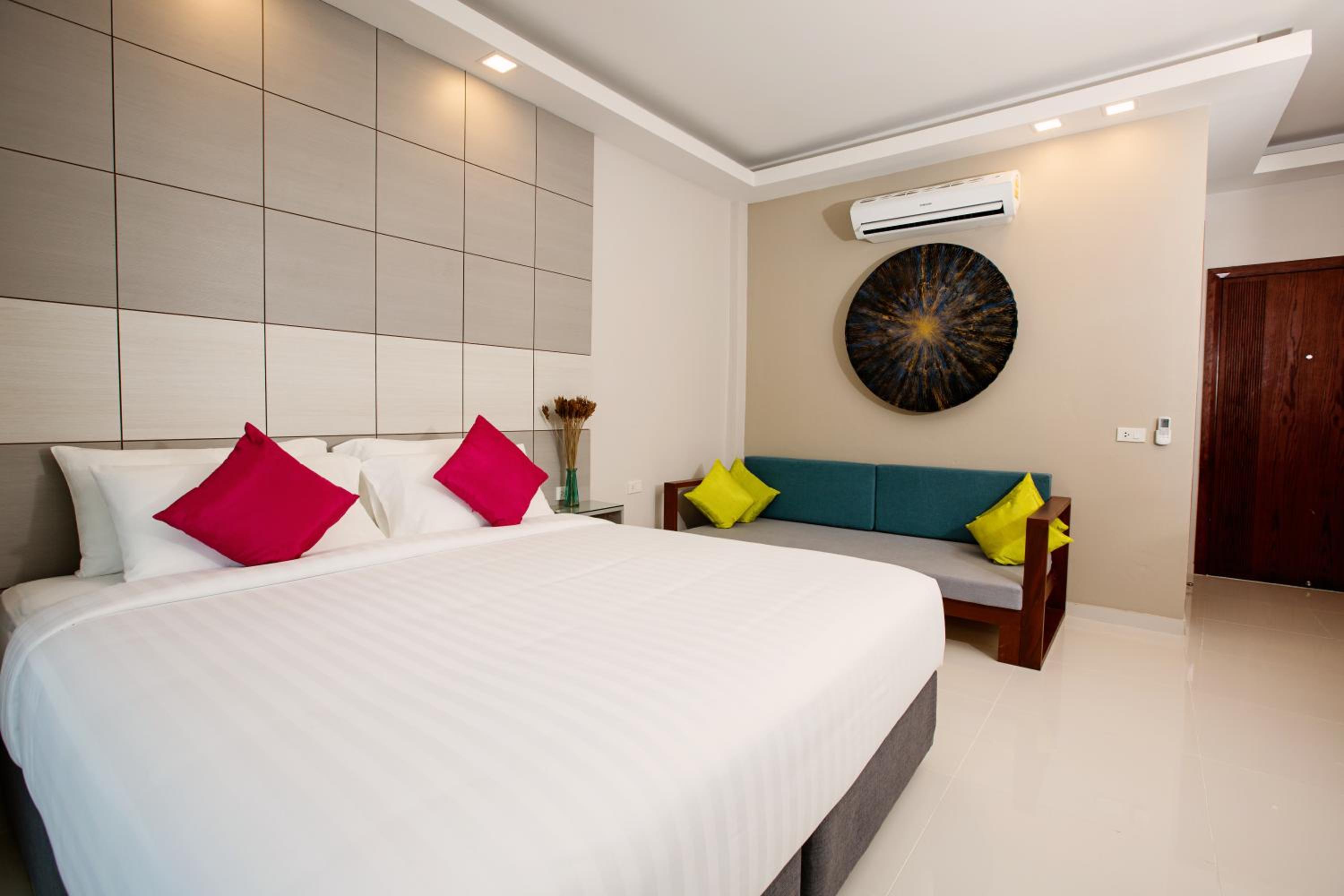 Grand Deluxe Sea View photo 1