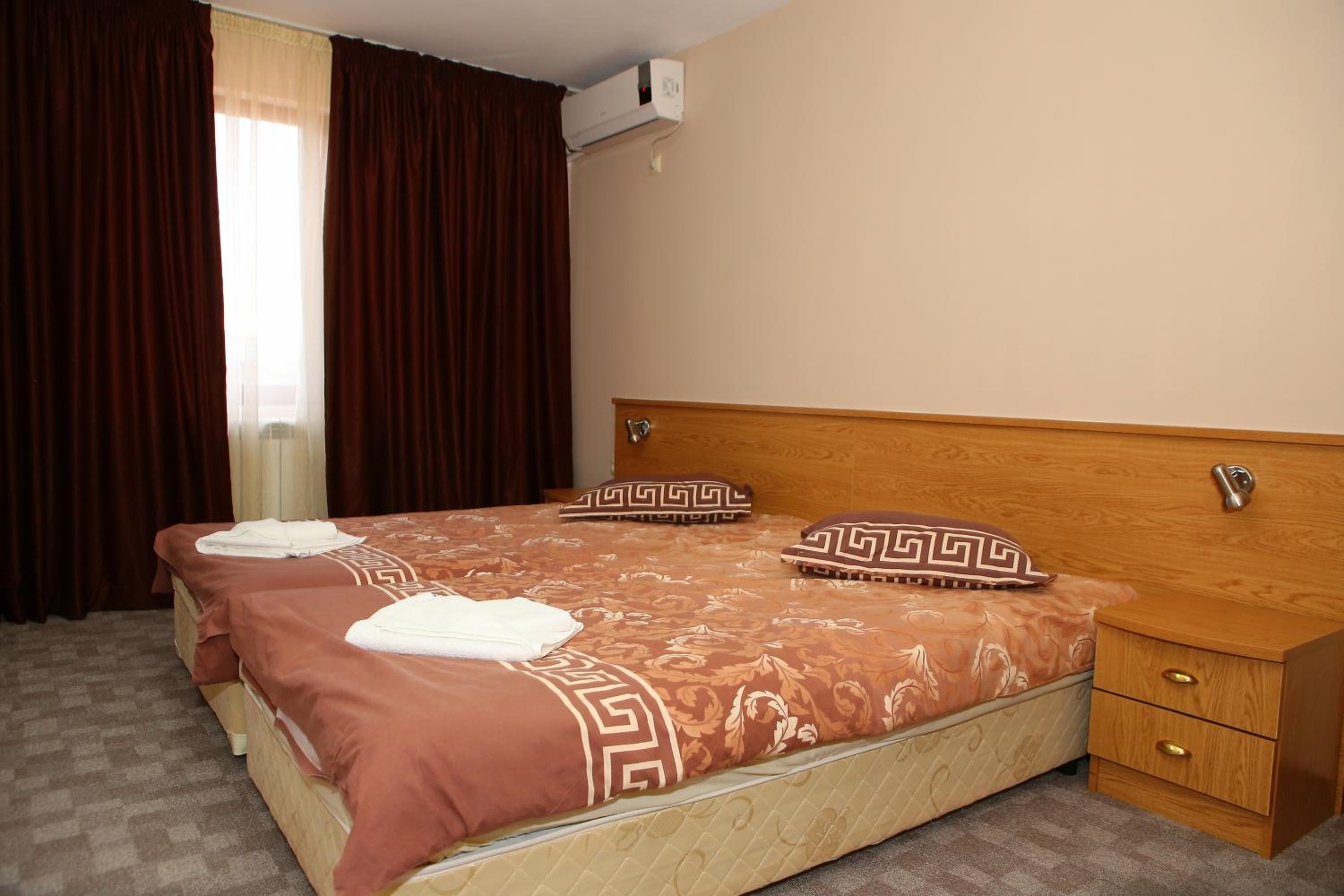 Two-Bedroom Apartment - Photo 18