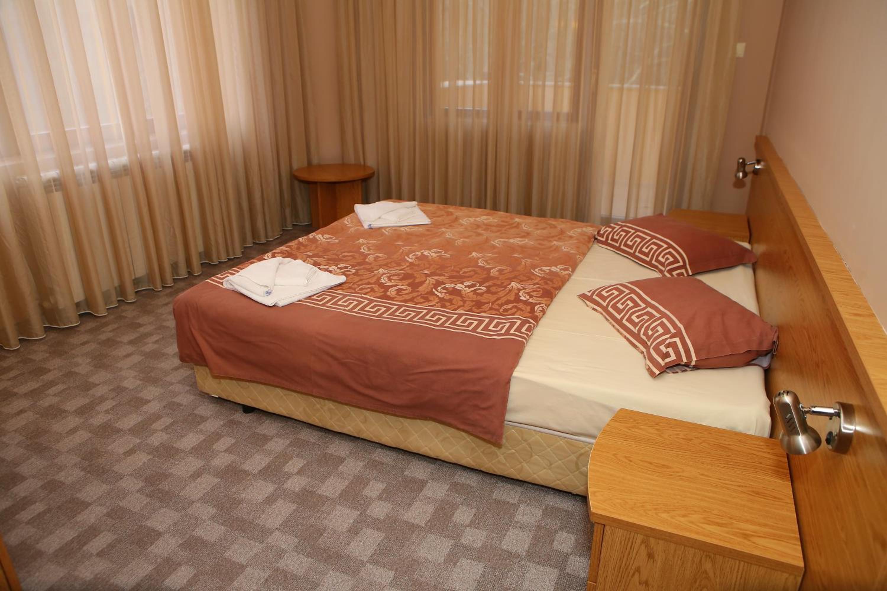 Two-Bedroom Apartment - Photo 3