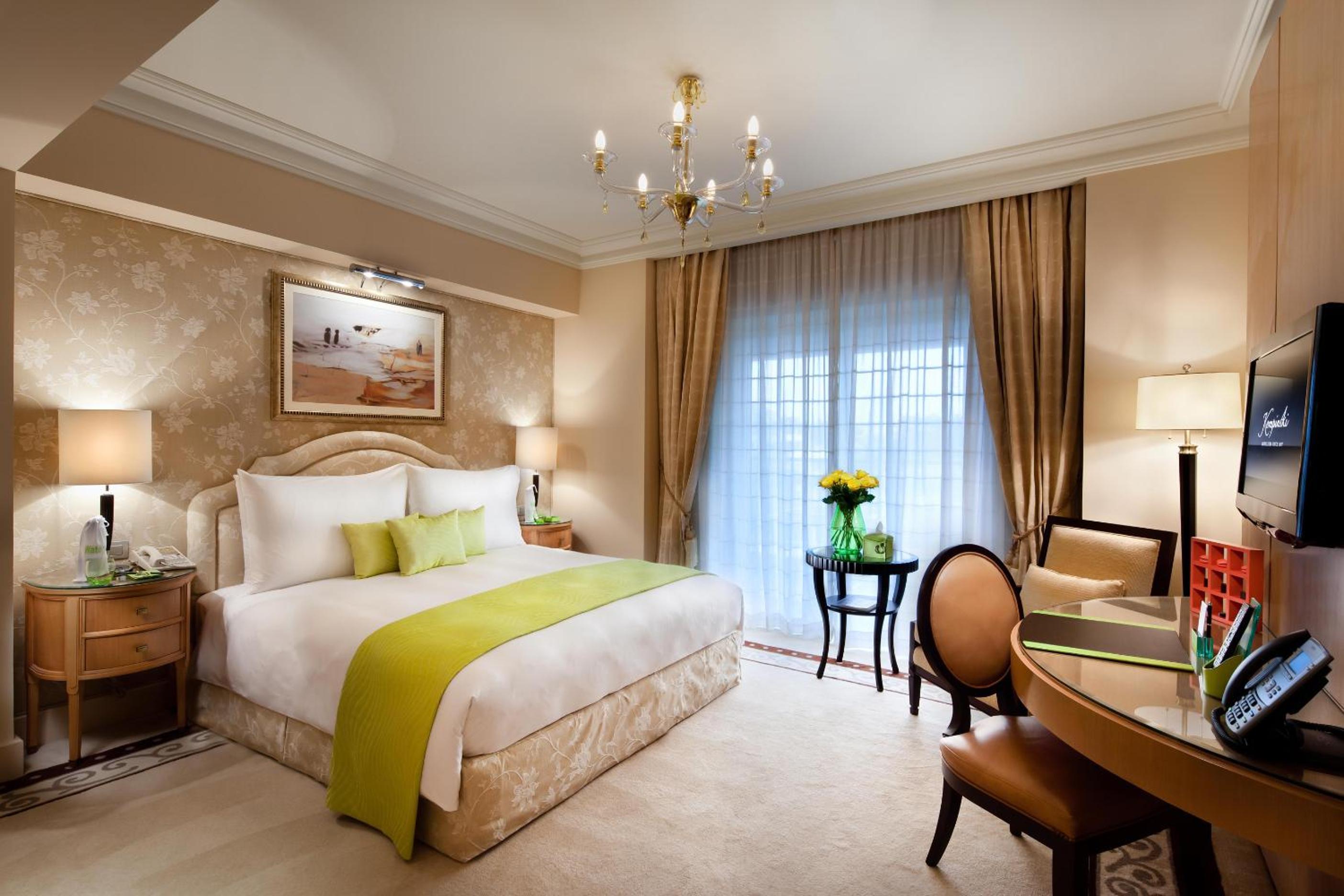 Madina Deluxe Room King - Photo 2
